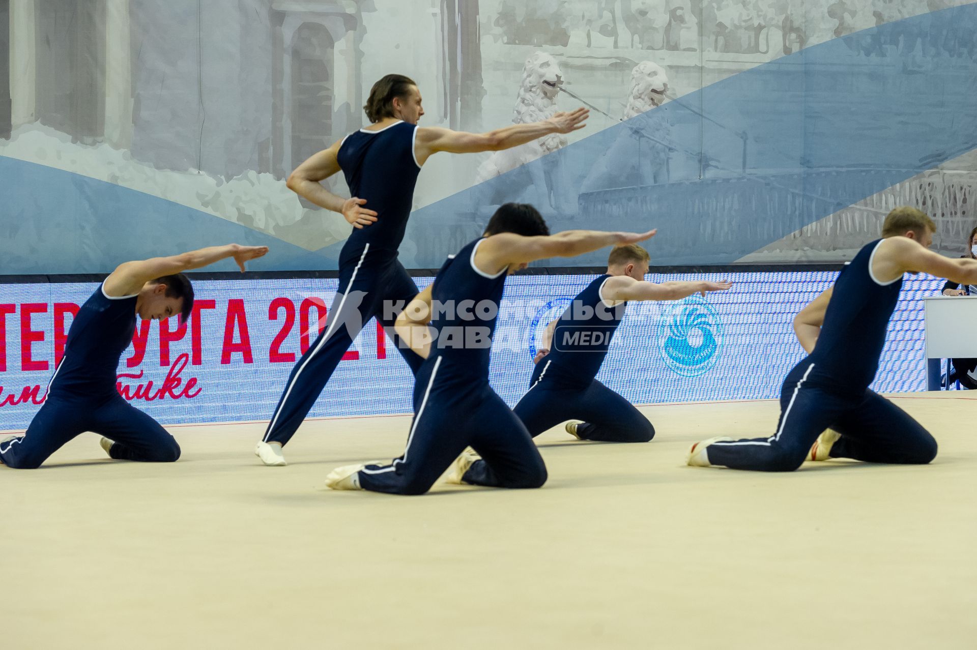 Санкт-Петербург.  во время Чемпионата по художественной гимнастике в ЦХГ `Жемчужина`.