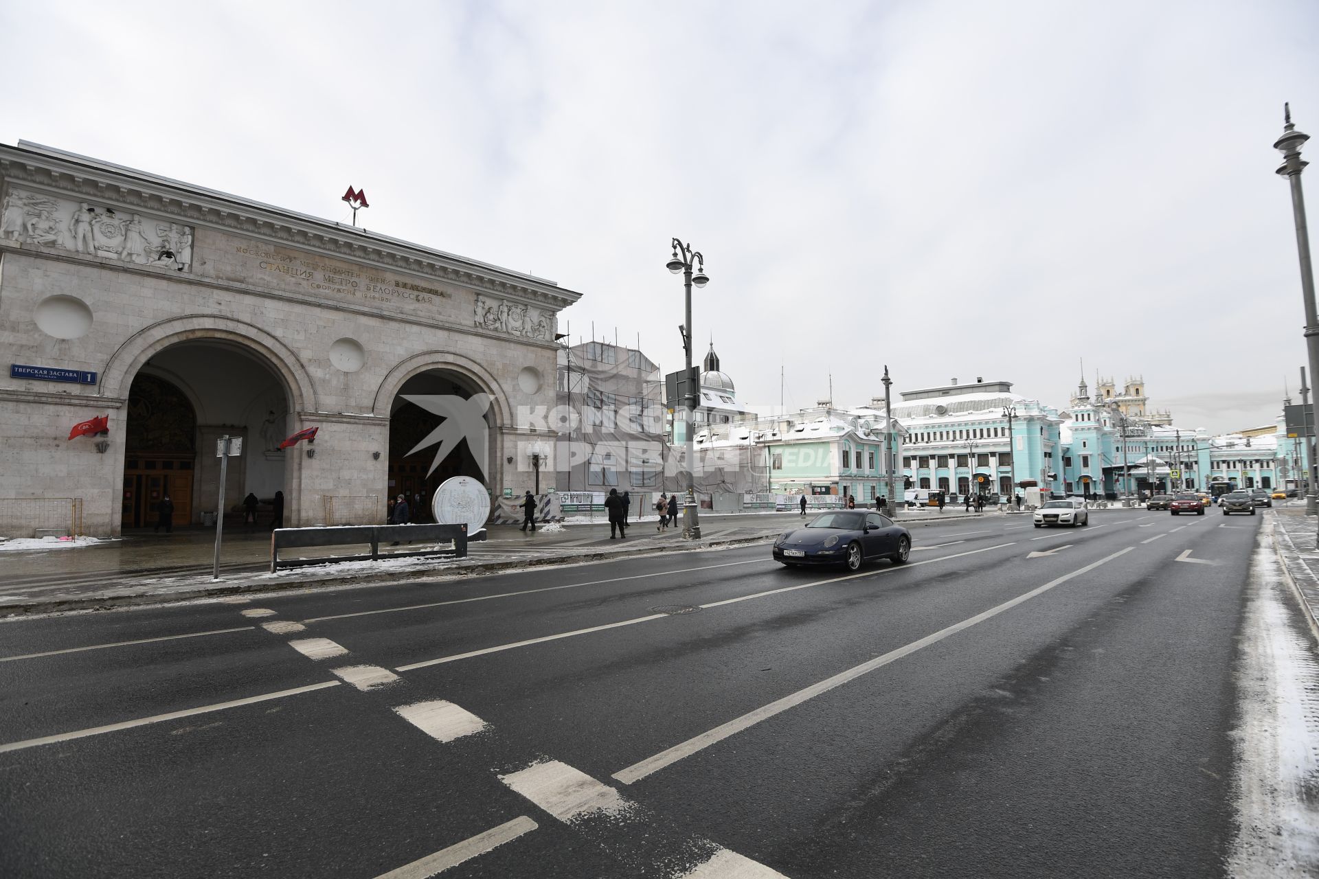 Москва. Вид на площадь Белорусского вокзала.