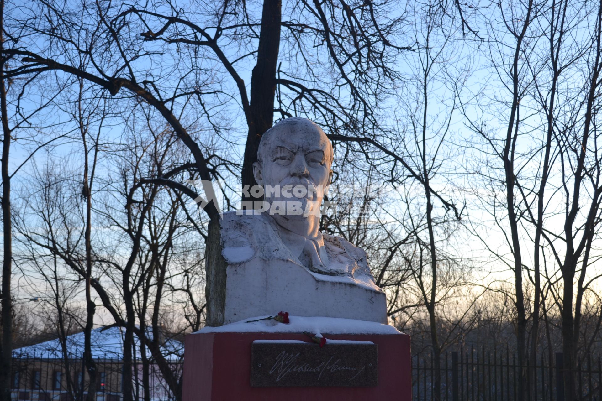 Московская область, Звенигород. Памятник В.И. Ленину.