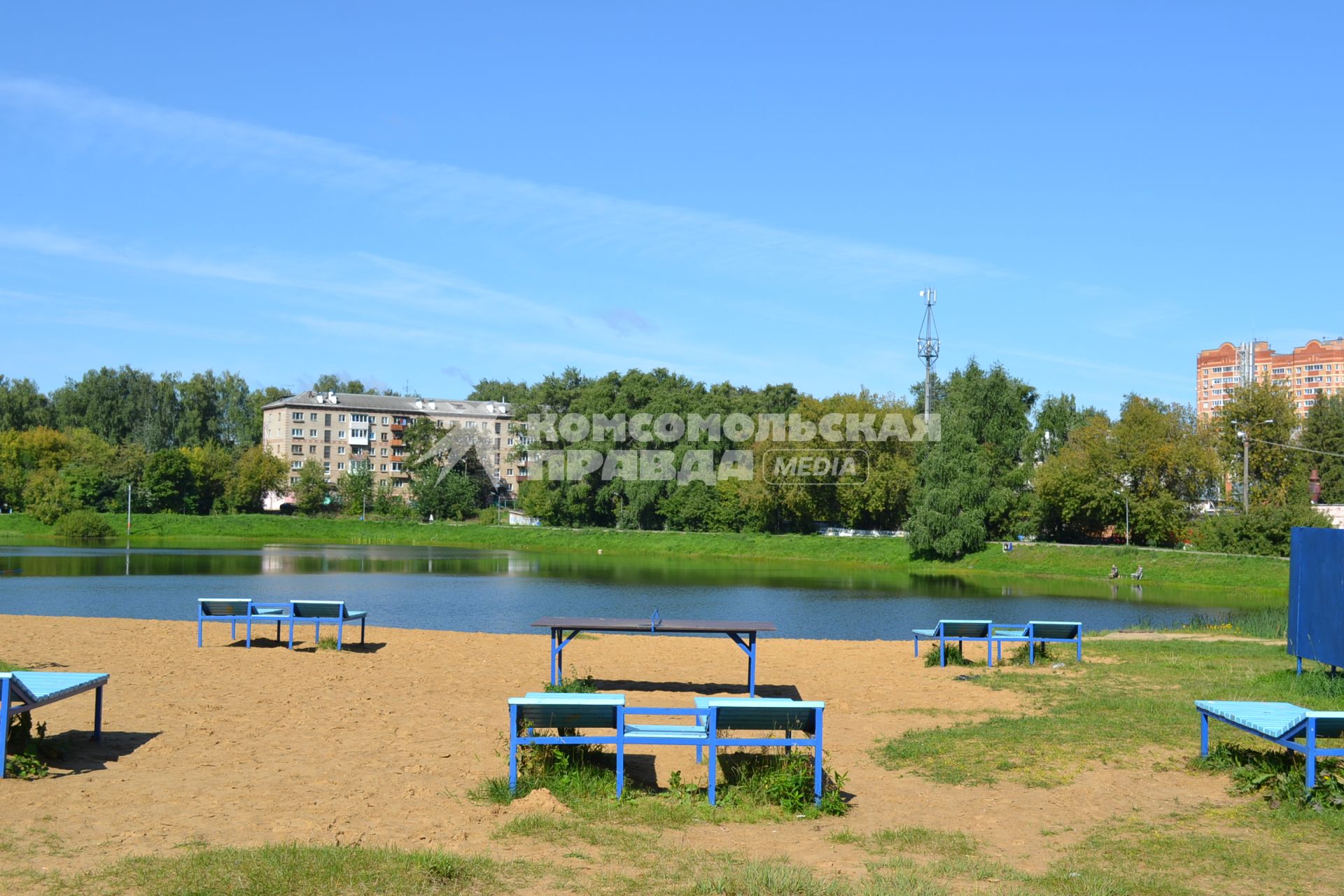 Московская область, Дмитров. Пляж у гостиницы `ДмитровГрад`.