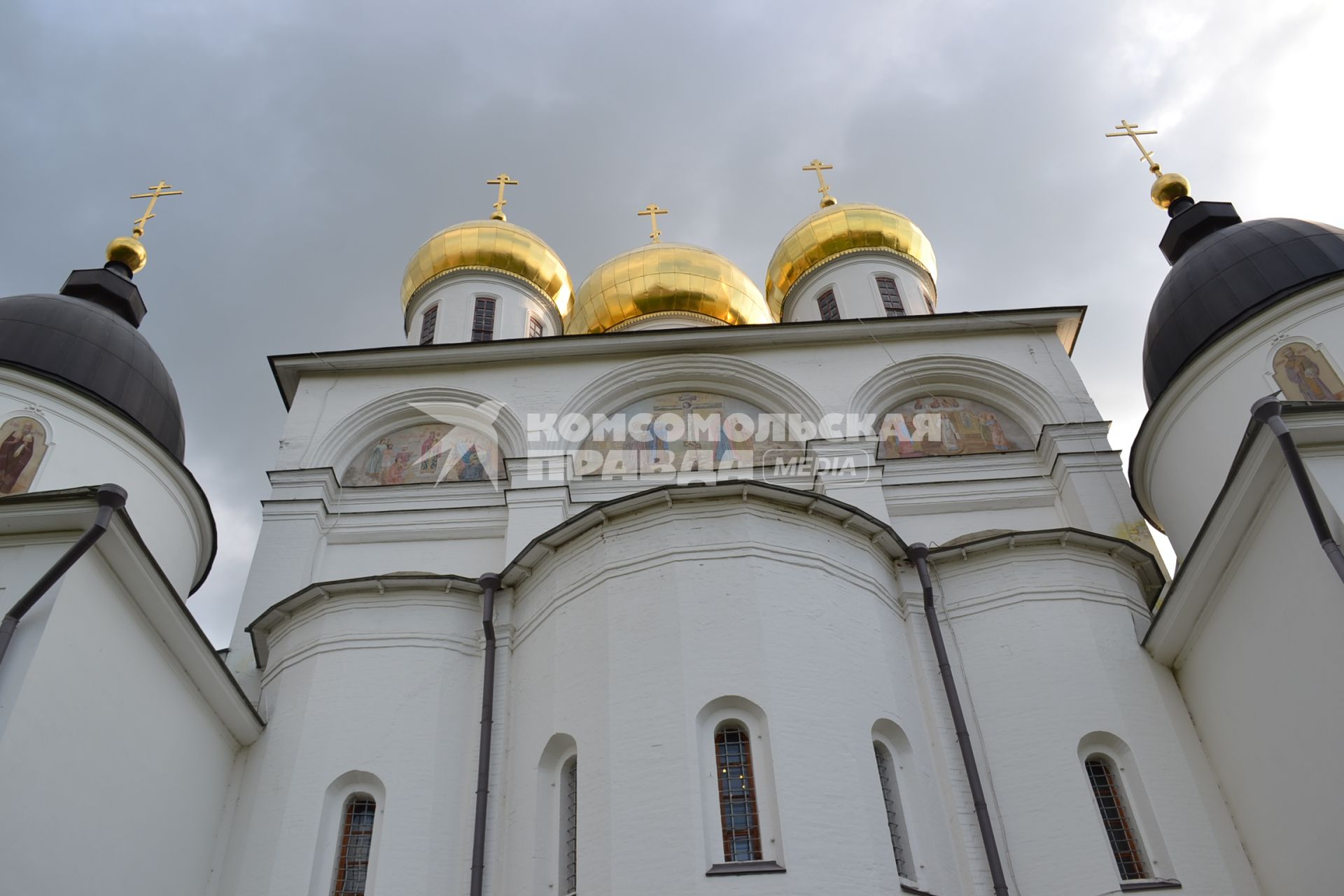 Московская область, Дмитров. Успенский собор на территории музея-заповедника `Дмитровский Кремль`.