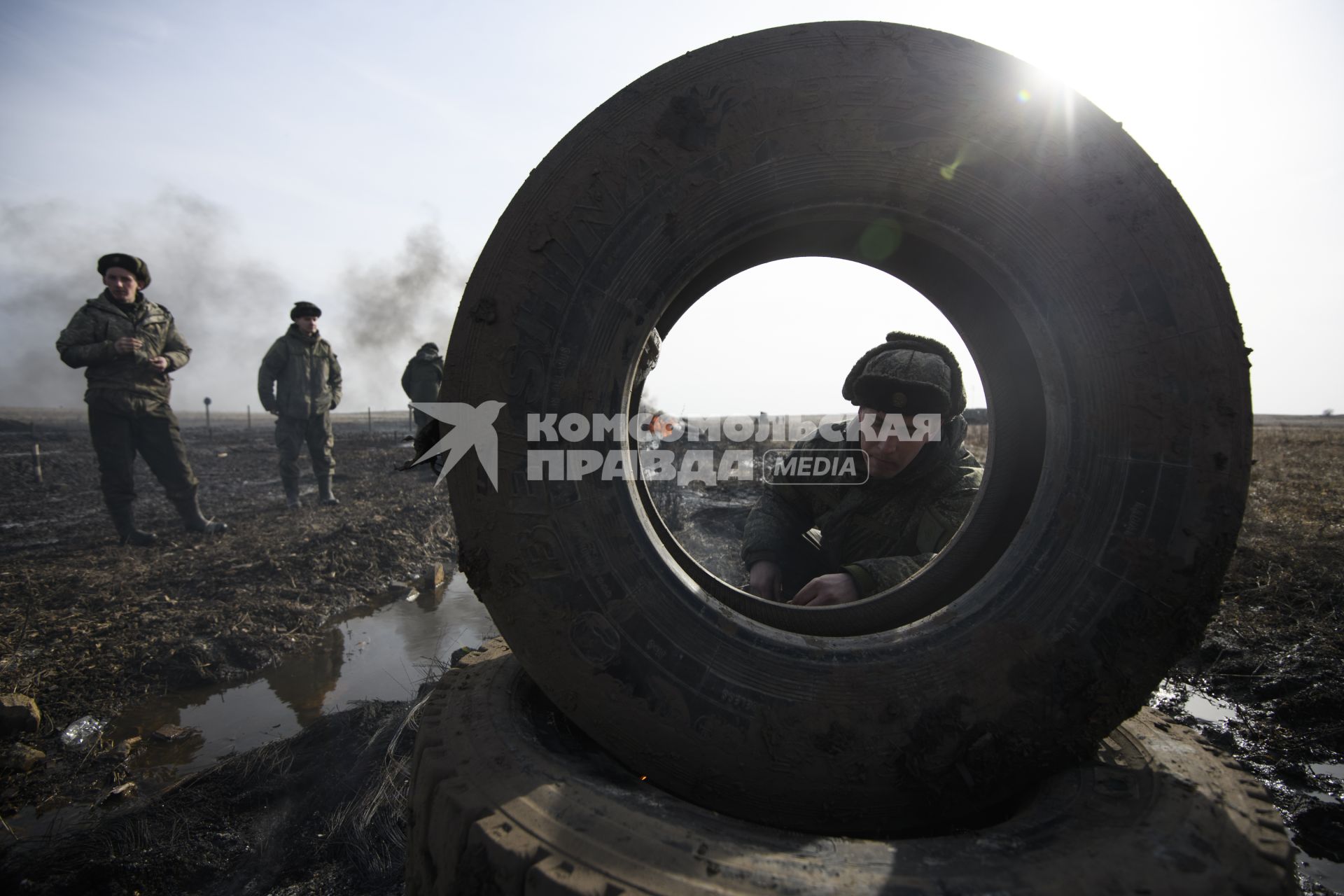 армия военные военнослужащие танковый биатлон покрышка полигон соревнования