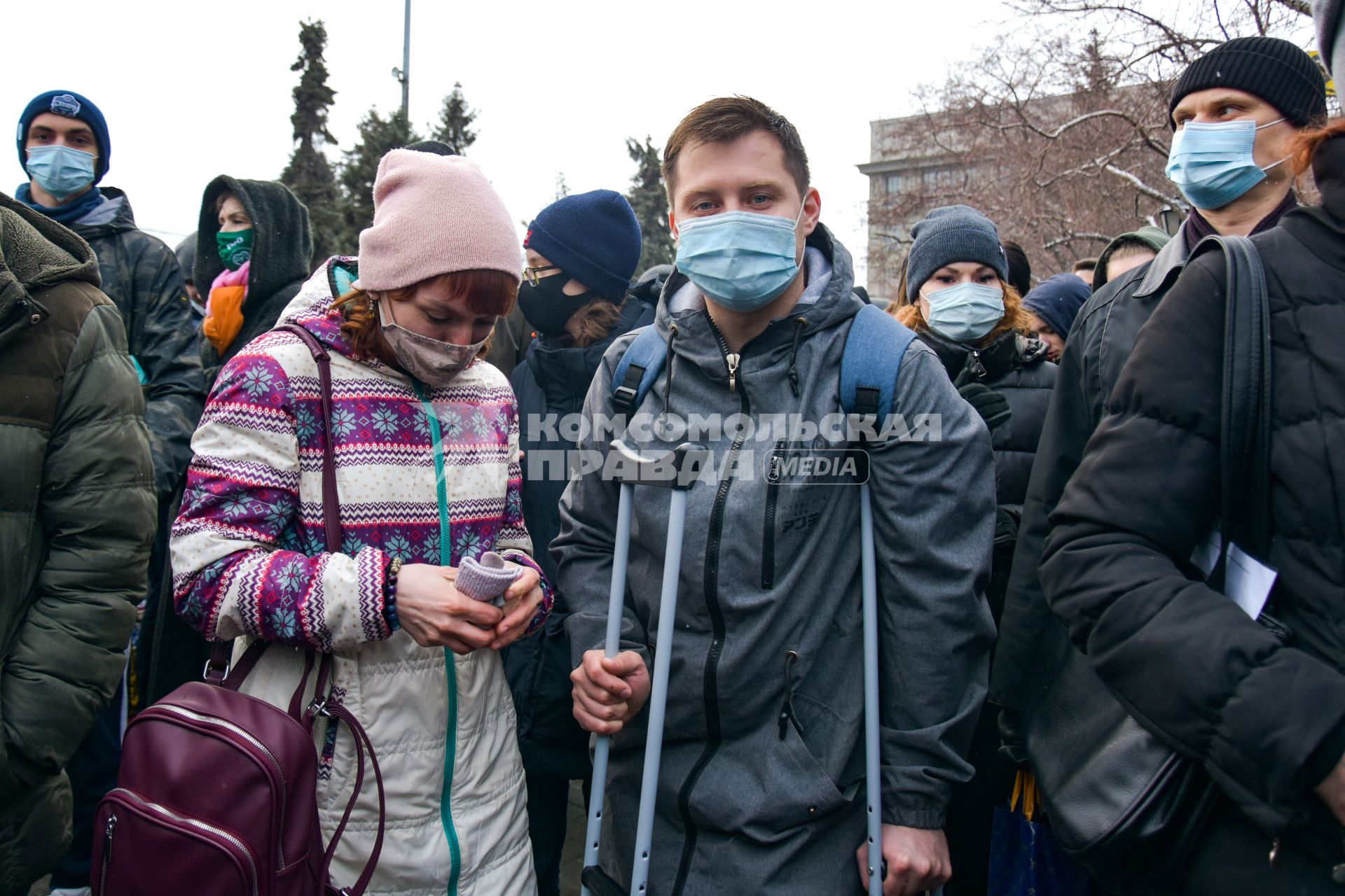 Новосибирск.  Участники несанкционированной акции в поддержку Алексея Навального.