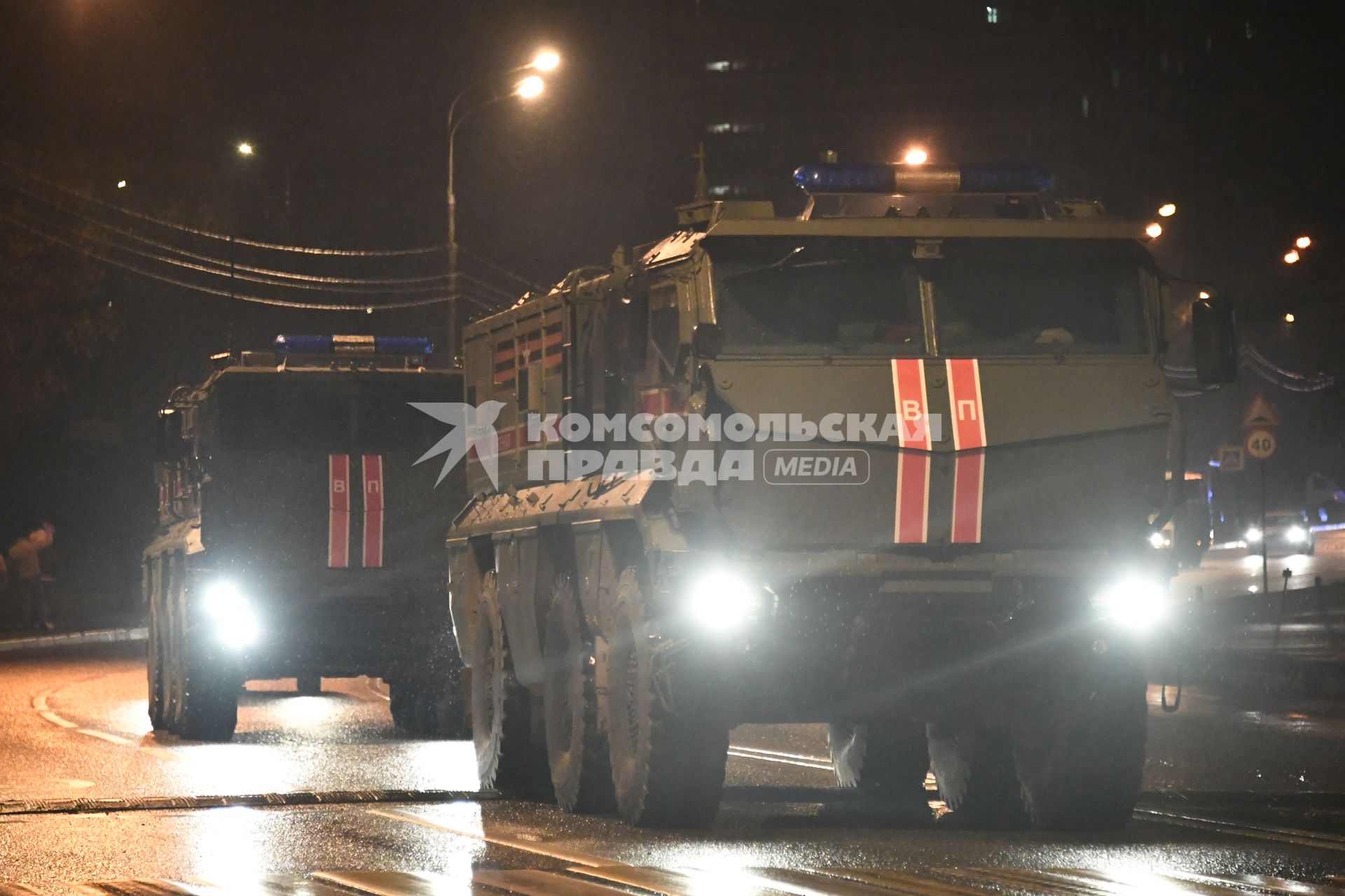 Москва. Военный автомобиль `Тайфун-К` во время передислокации с военного полигона `Алабино` для участия в параде Победы на Красной площади.