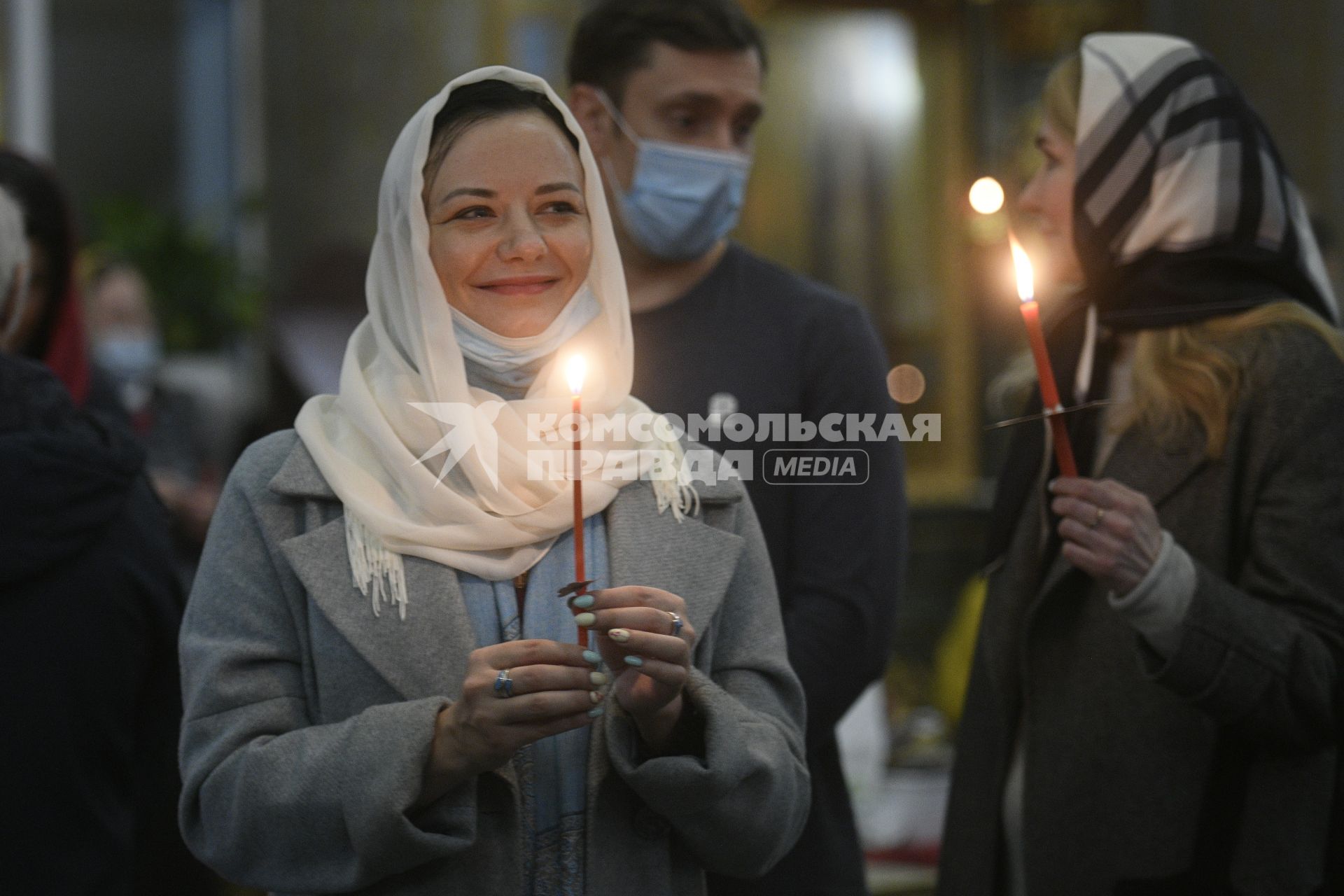 Екатеринбург. Пасхальное богослужения в Свято-Троицком соборе