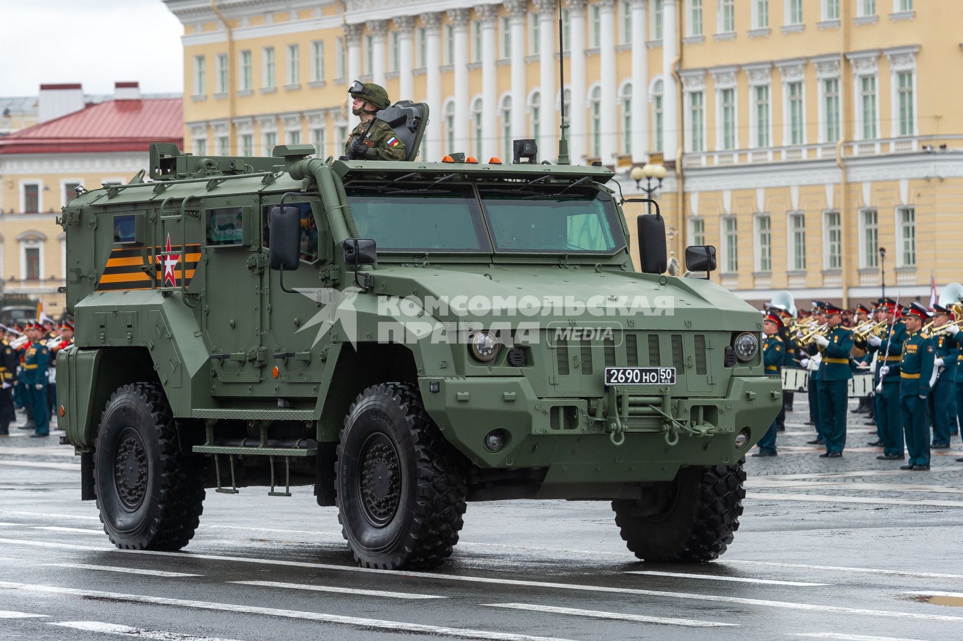 Санкт-Петербург. Бронеавтомобиль `Тайфун-К` 4x4 на генеральной репетиции парада на Дворцовой площади, посвященного 76-й годовщине Победы в Великой Отечественной войне.