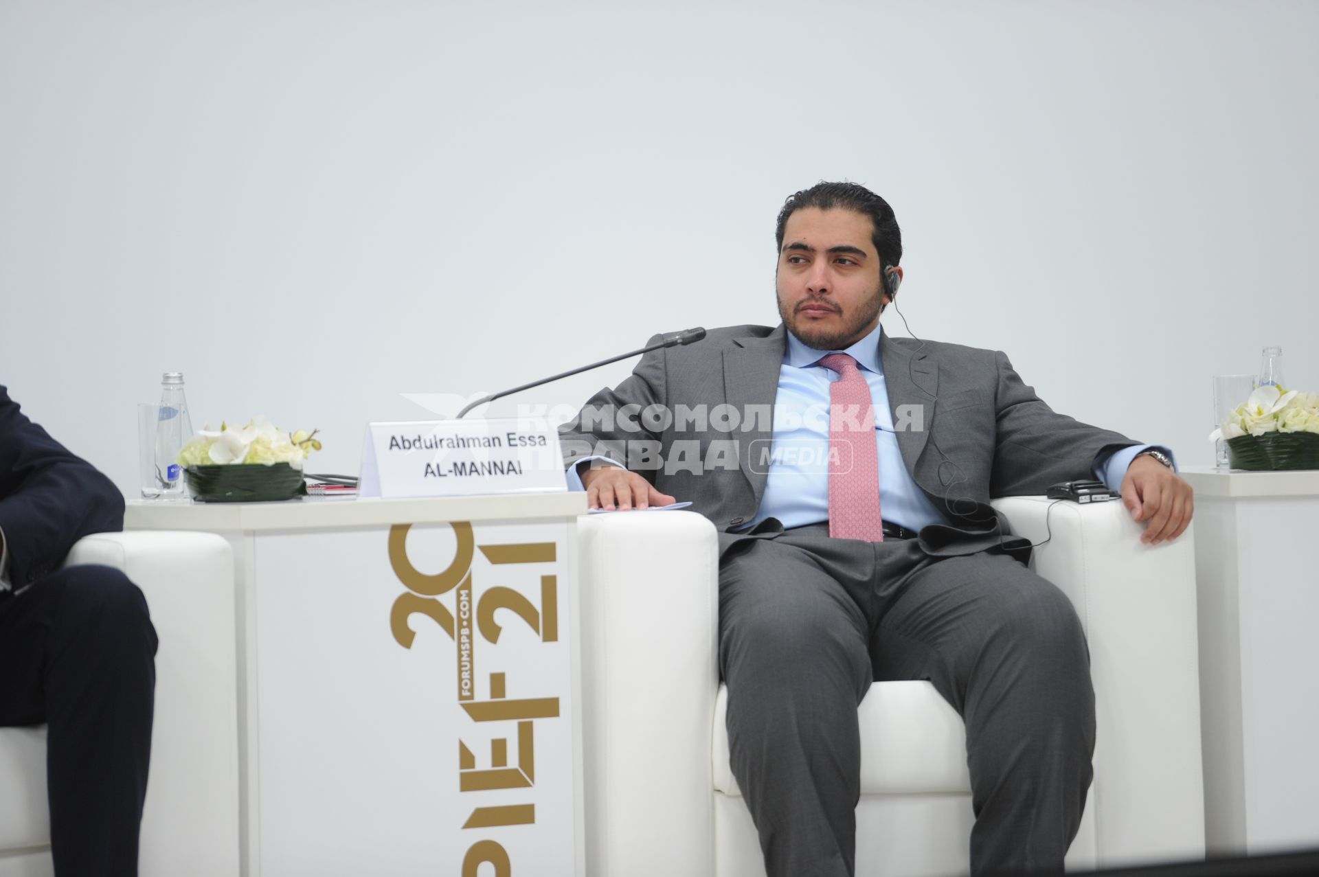 Санкт-Петербург. Президент, главный исполнительный директор Qatar Navigation Q.P.S.C. Абдулрахман Эсса Аль-Маннаи во время сессии `Транспортный каркас экономики` в рамках XXIV Петербургского международного экономического форума.