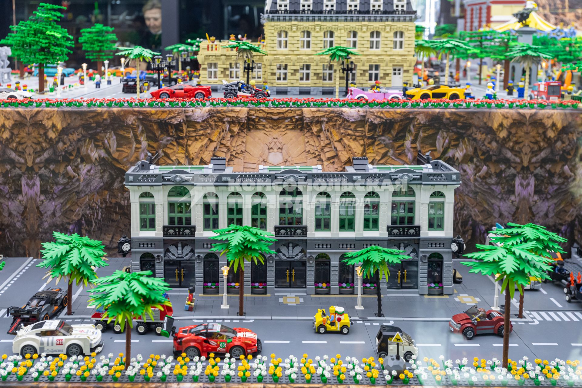 Москва. Музей лего Brick Star в `Неглинной галерее`.