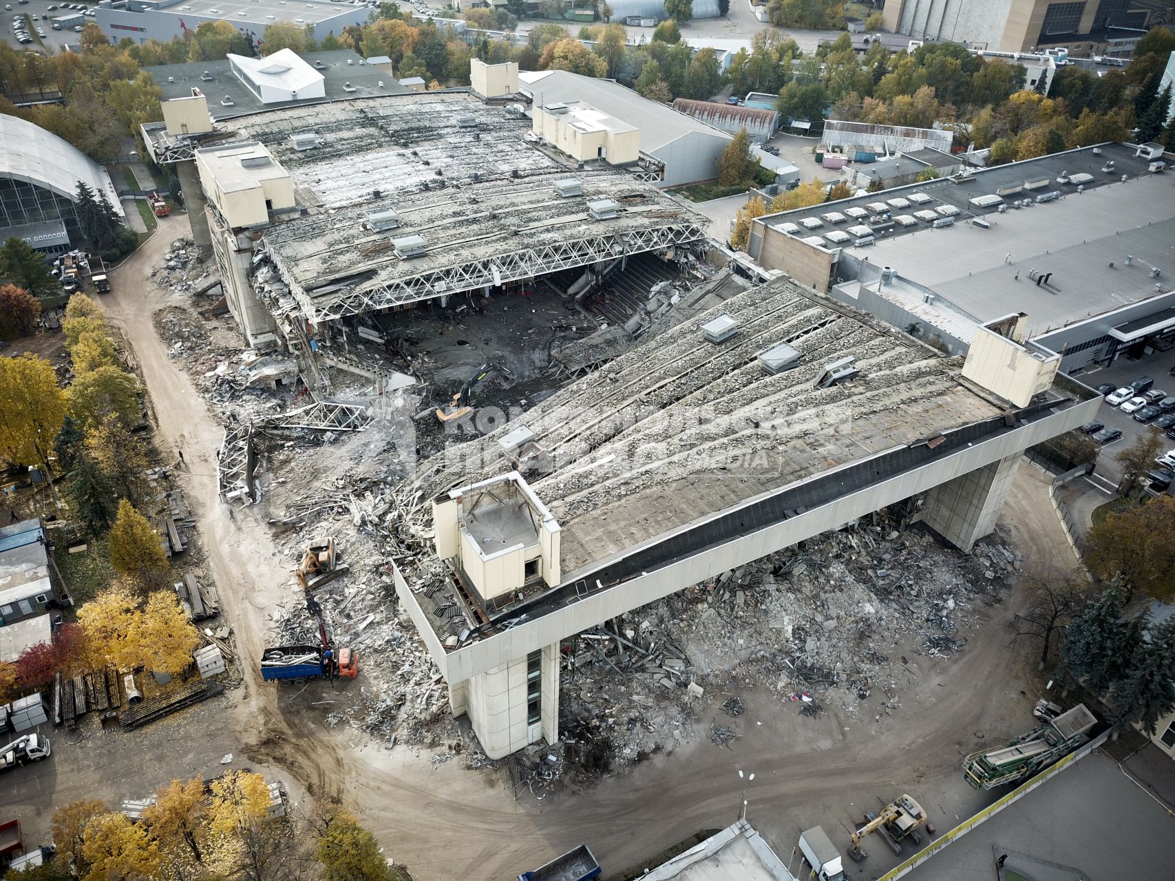 Москва.  Снос здания ледоввого дворца ЦСКА имени Всеволода Боброва на Ленинградском проспекте.