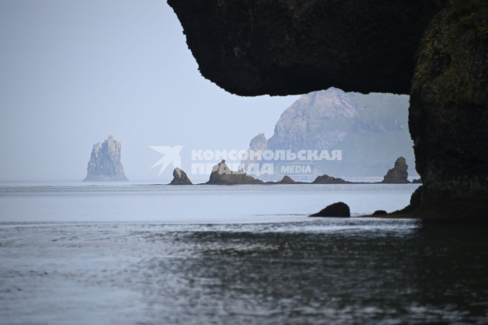 Сахалинская область, остров Уруп. Виды  острова.