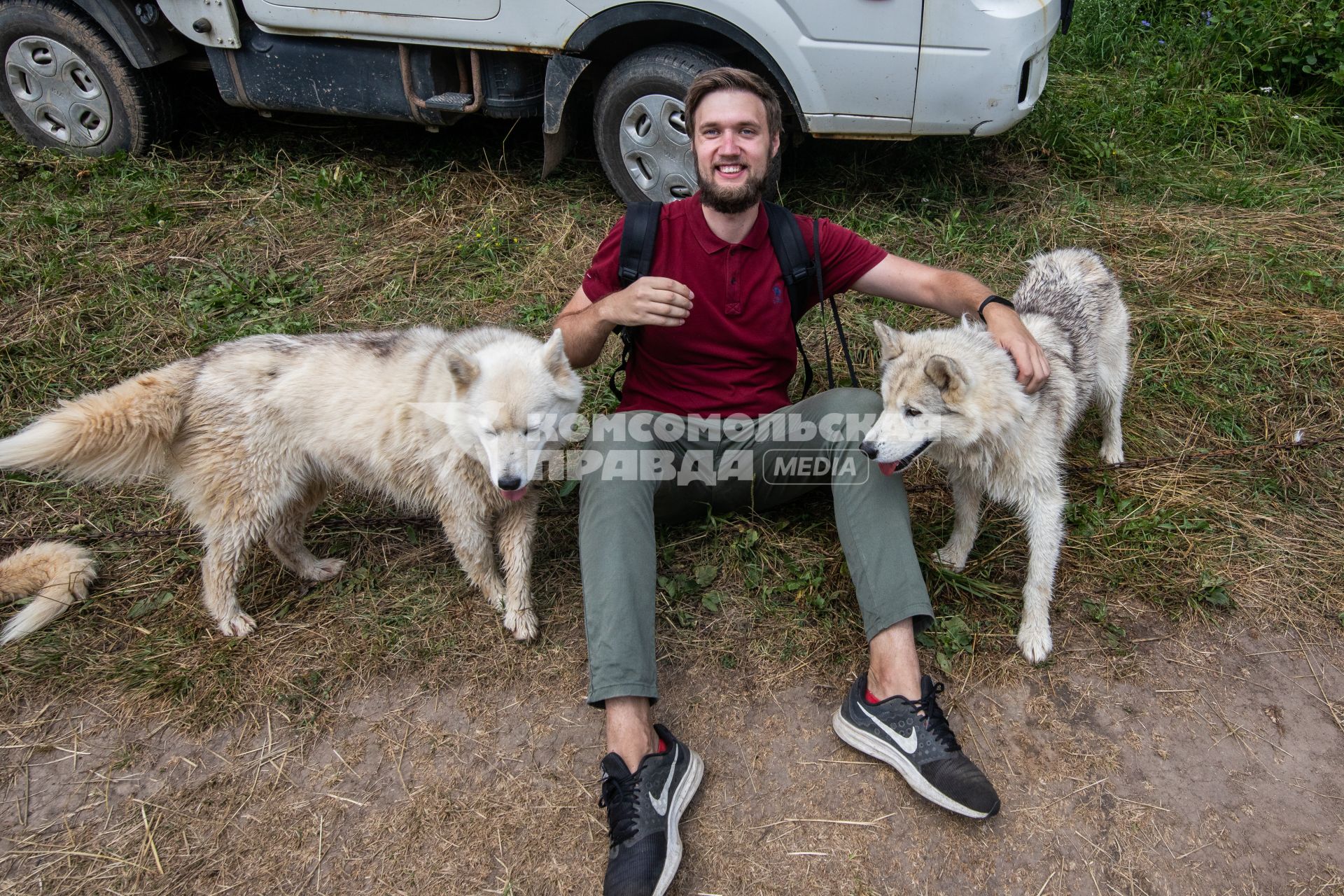 Московская область.  Корреспондент `Комсомольской правды` Андрей Абрамов  во время  дог-трекинга- спортивного похода с собакми.