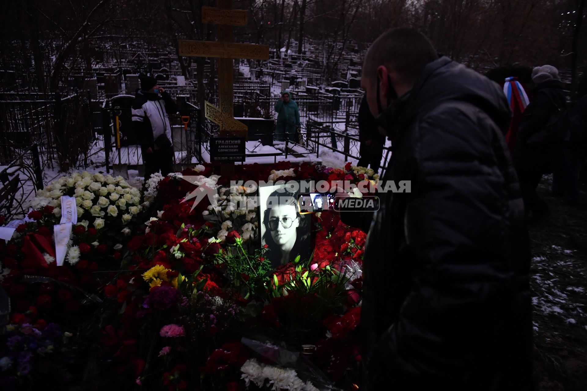 Москва. Могила народного артиста России, певца Александра Градского на Ваганьковском кладбище