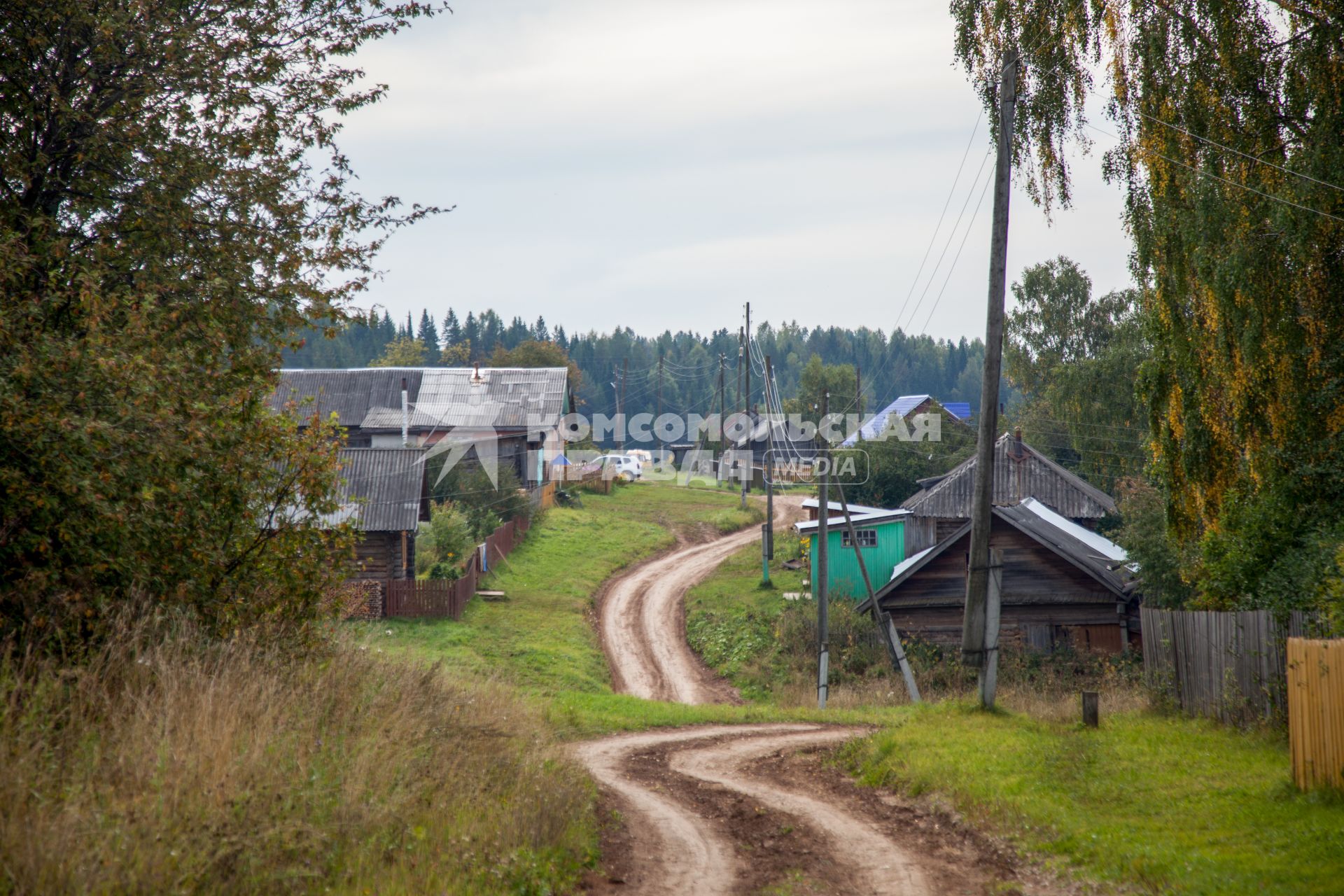 Пермский край. Сельская дорога.