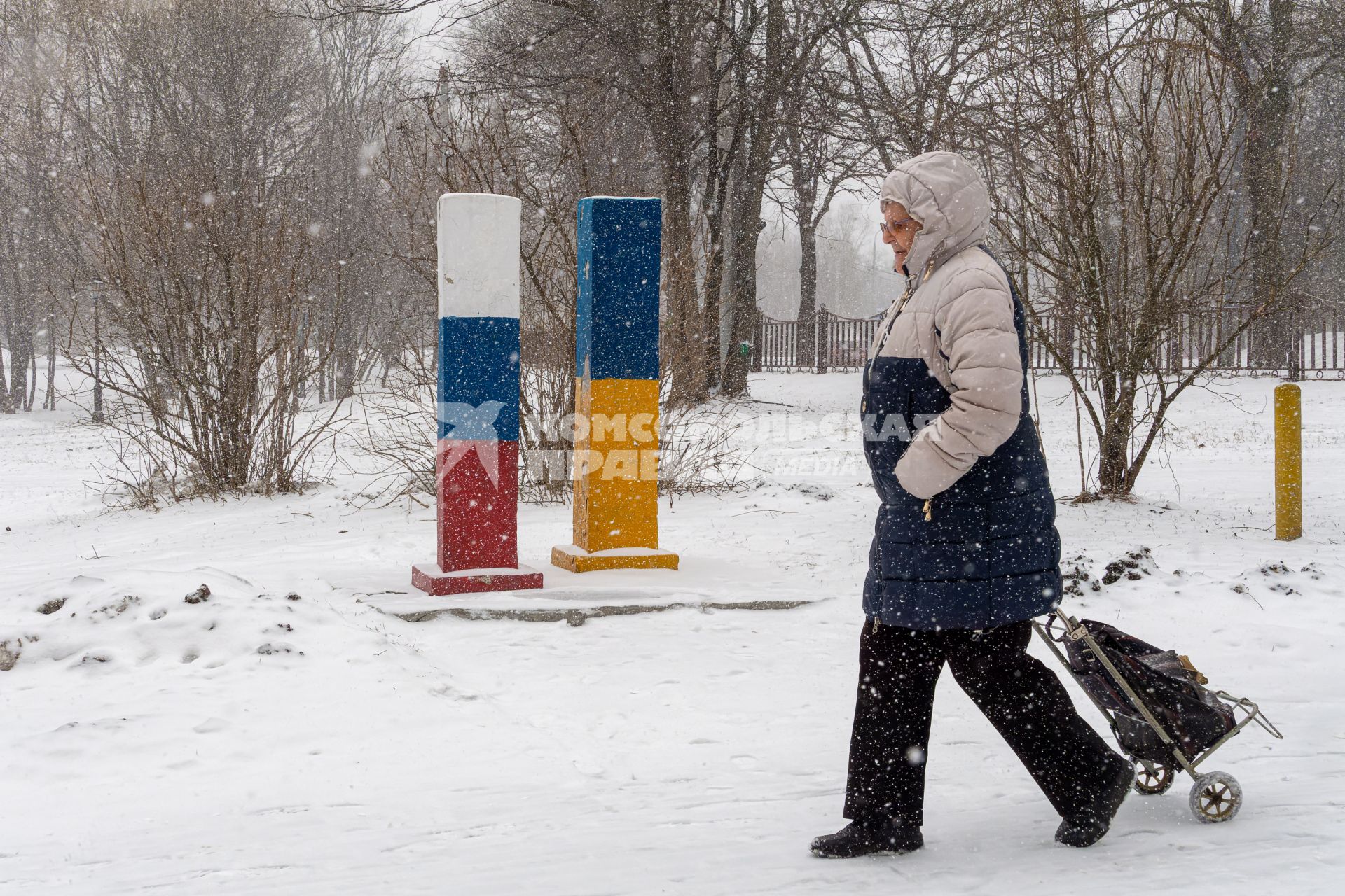 Москва. Памятник российско-украинской дружбе в Бибирево.