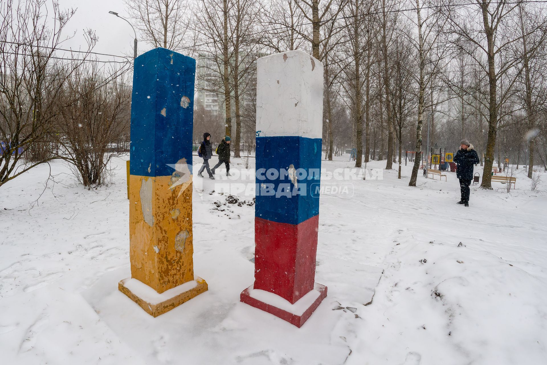 Москва. Памятник российско-украинской дружбе в Бибирево.