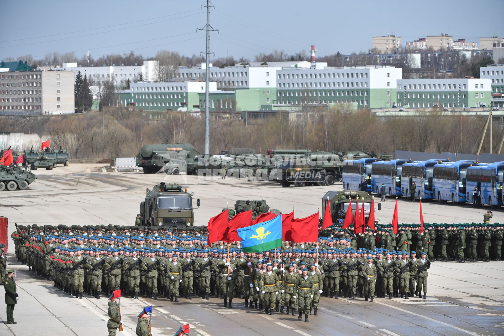 Московская область. Алабино. Воздушно-десантные войска  на репетиции военного парада, приуроченного к 77-летию Победы в Великой Отечественной войне.