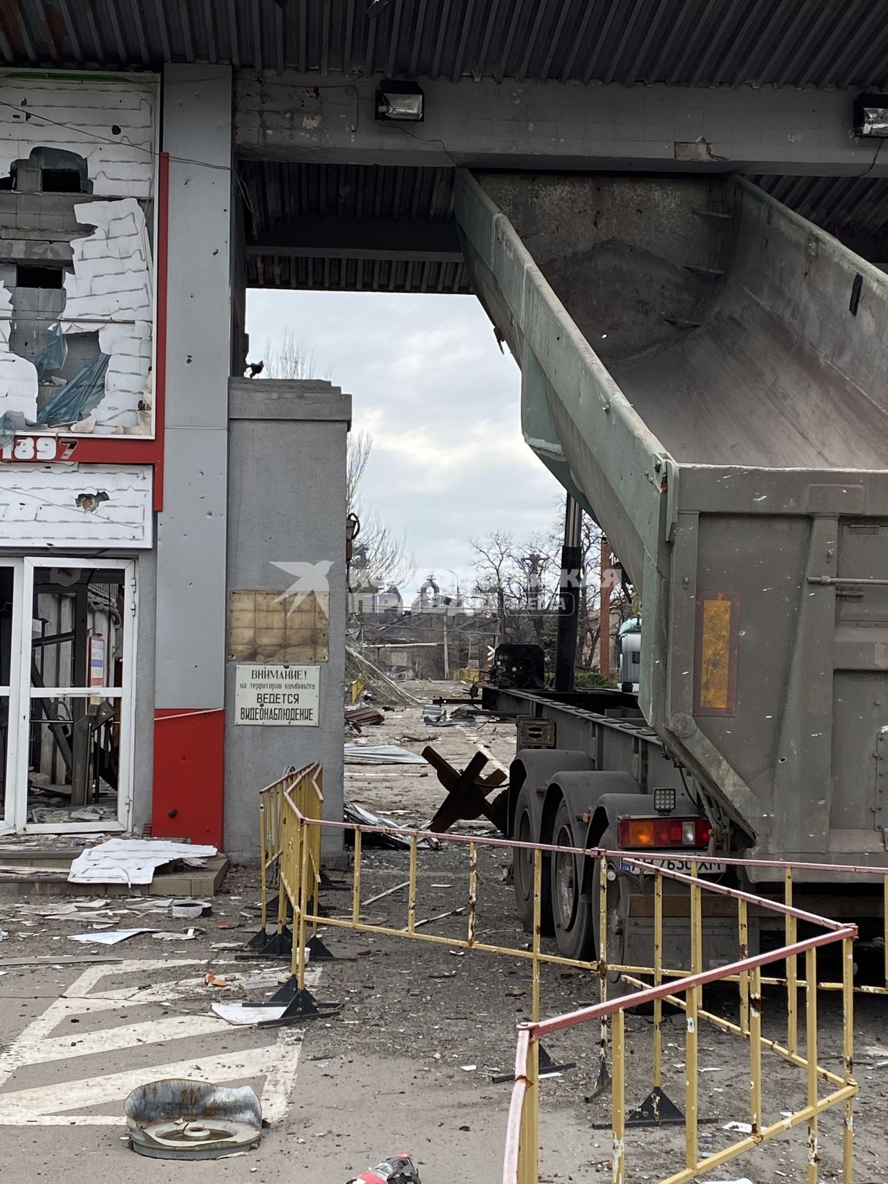 Донецкая область. г.Мариуполь. Завод Ильича, освобожденный от военнослужащих ВСУ.