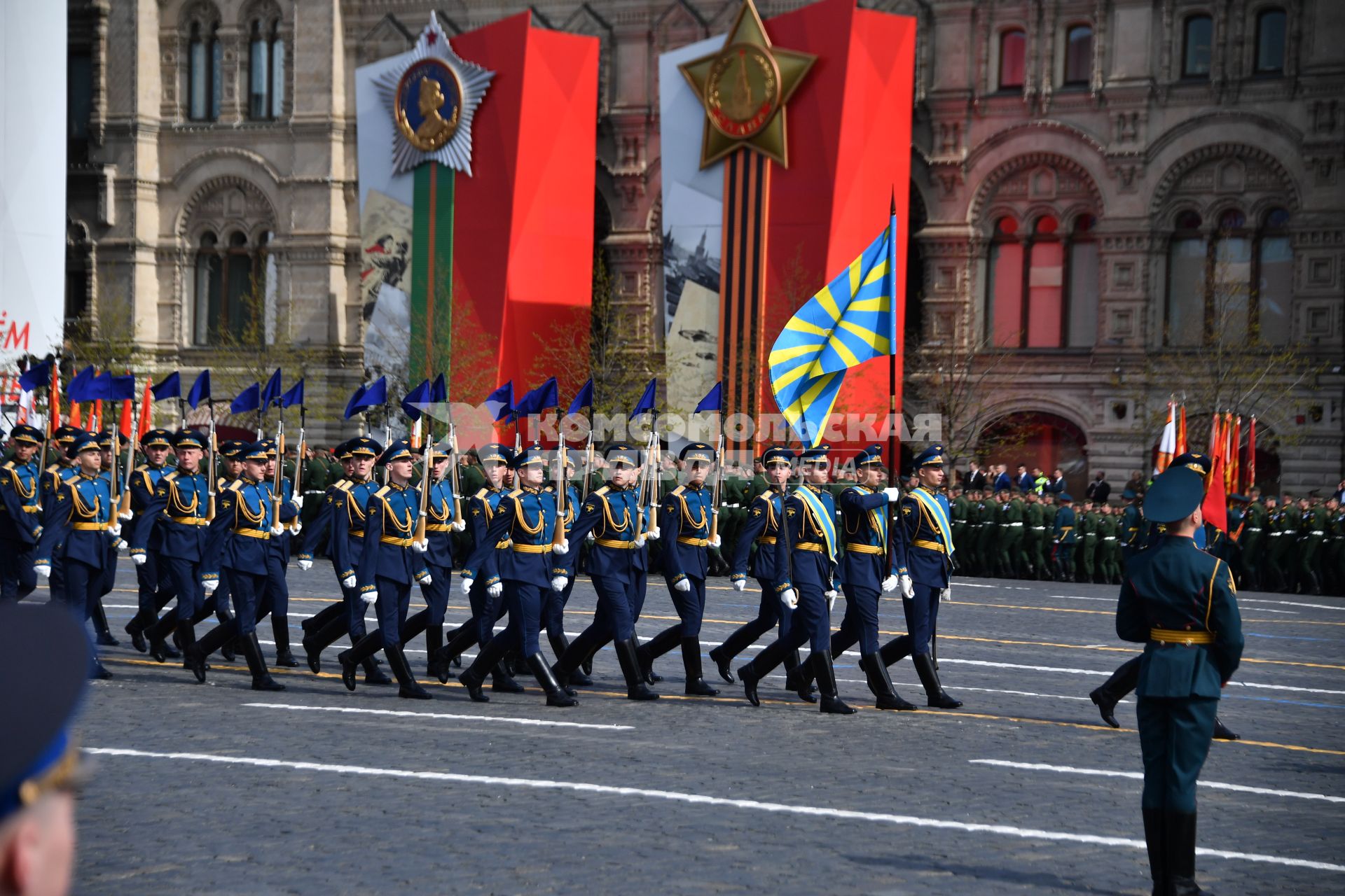 Москва. Военнослужащие парадных расчетов во время генеральной репетиции парада на Красной площади, посвященного 77-й годовщине Победы в Великой Отечественной войне.