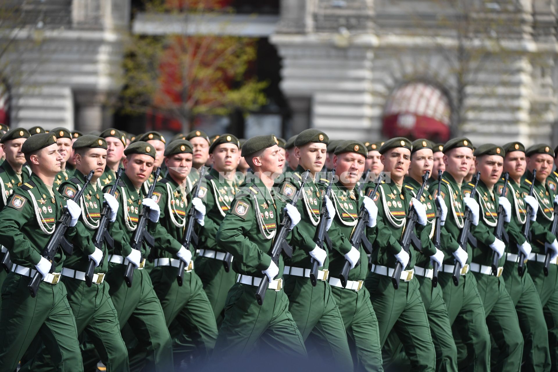 Москва. Военнослужащие парадных расчетов во время генеральной репетиции парада на Красной площади, посвященного 77-й годовщине Победы в Великой Отечественной войне.