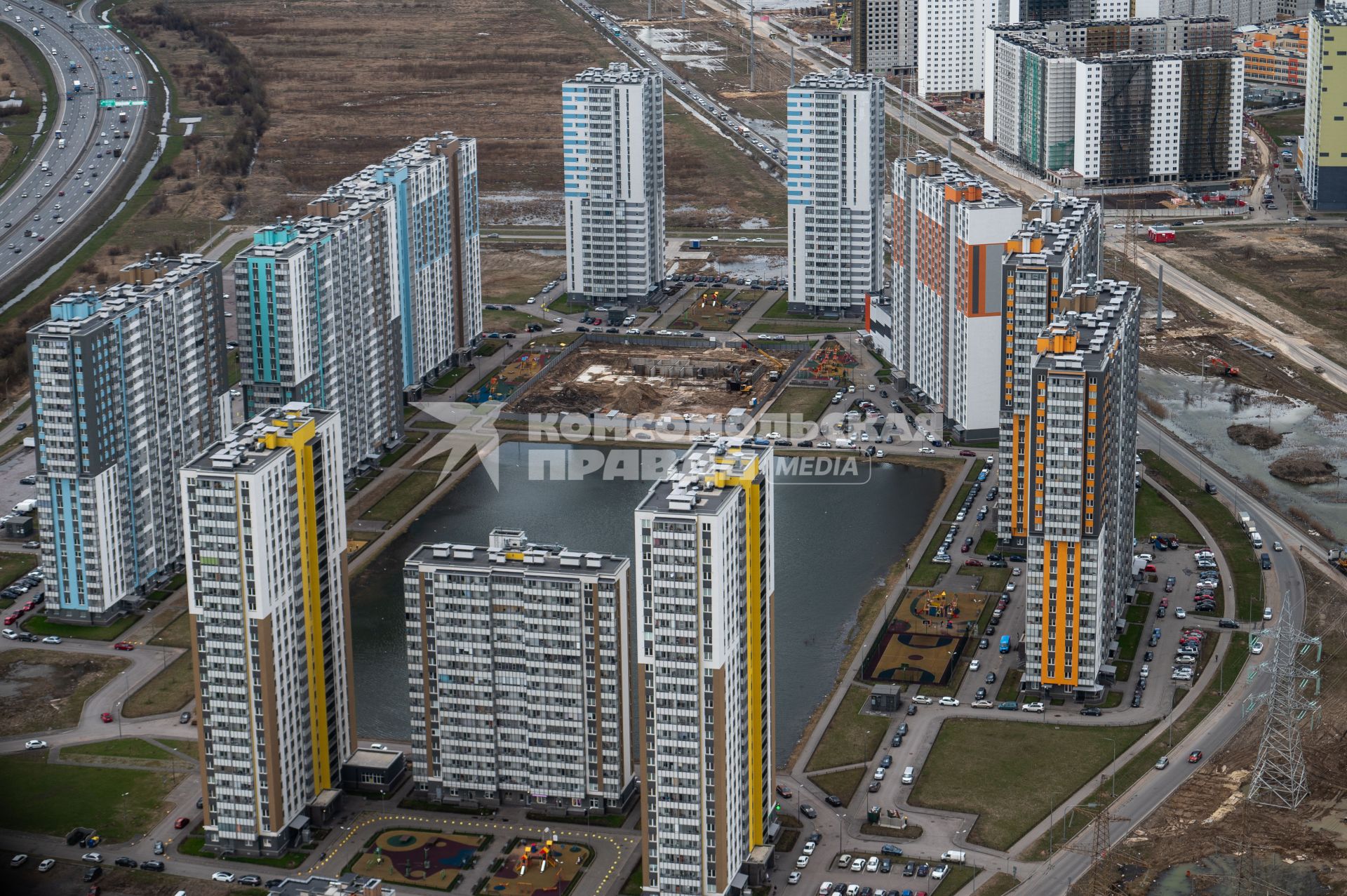 Санкт-Петербург. Вид сверху на новостройки.