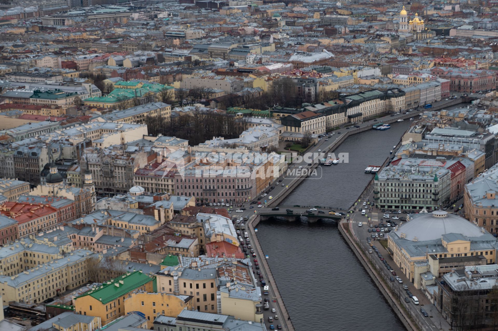 Санкт-Петербург.  Вид города сверху.