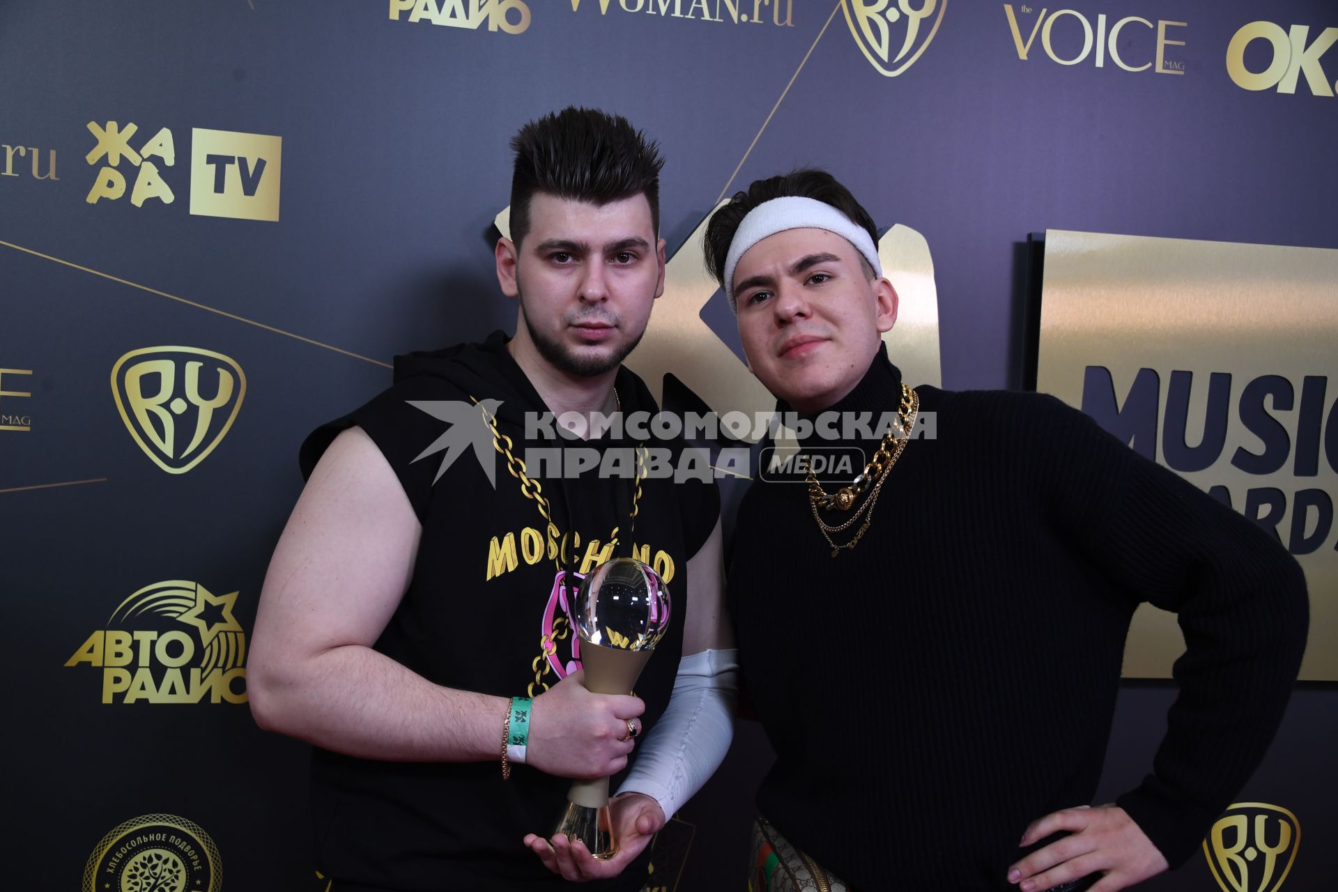 Москва. Группа Gayazovs Brothers на церемонии вручения музыкальной премии`Жара Music Awards` в концертном зале `Крокус Сити Холл`.