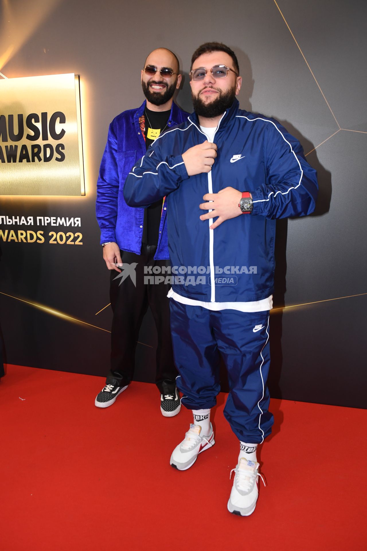 Москва. Рэп-дуэт HammAli & Navai на церемонии вручения музыкальной премии`Жара Music Awards` в концертном зале `Крокус Сити Холл`.