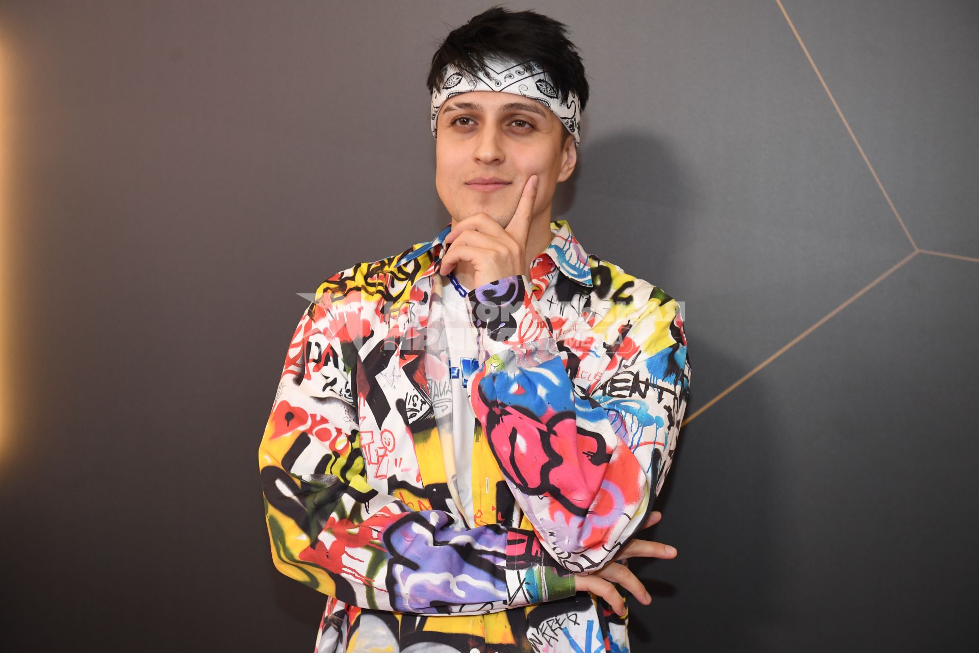 Москва. Певец Хабиб Шарипов на церемонии вручения музыкальной премии`Жара Music Awards` в концертном зале `Крокус Сити Холл`.