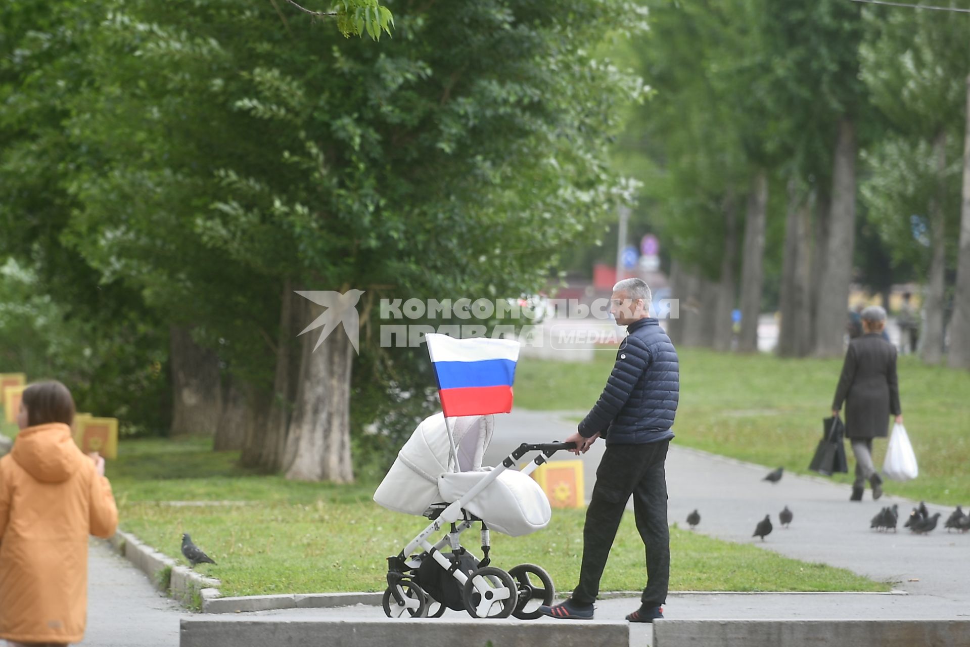 Екатеринбург. Горожане во время празднования Дня России