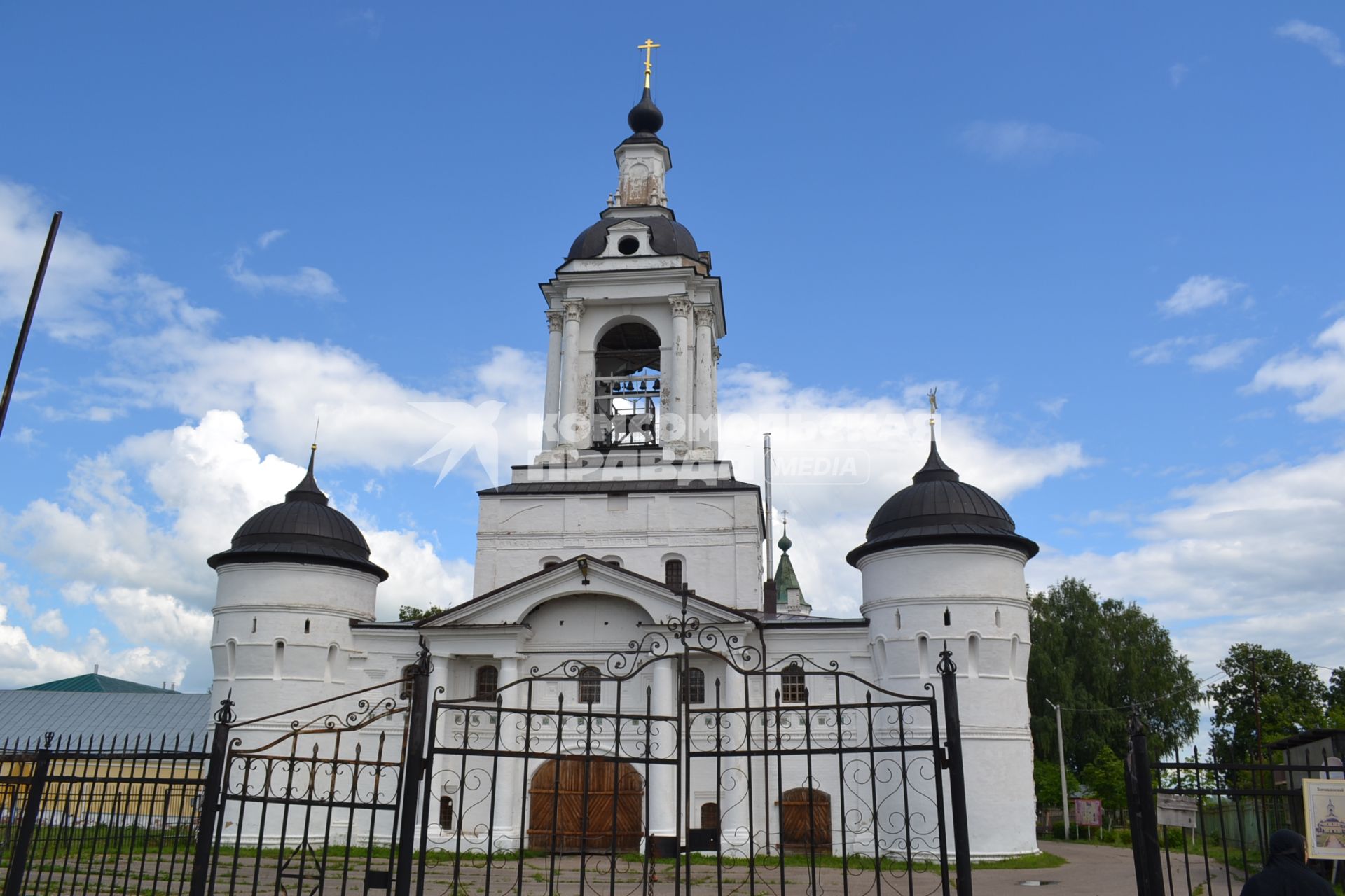 Ростов Великий. Авраамиев Богоявленский монастырь.