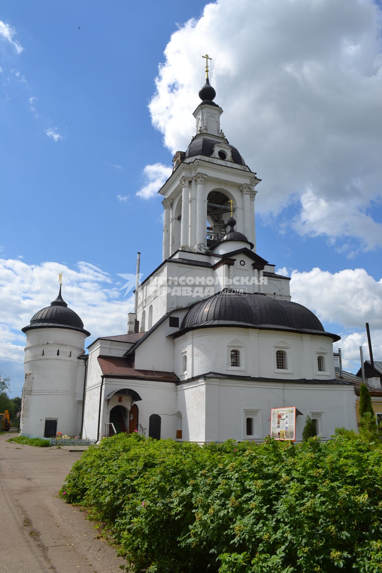 Ростов Великий. Авраамиев Богоявленский монастырь.