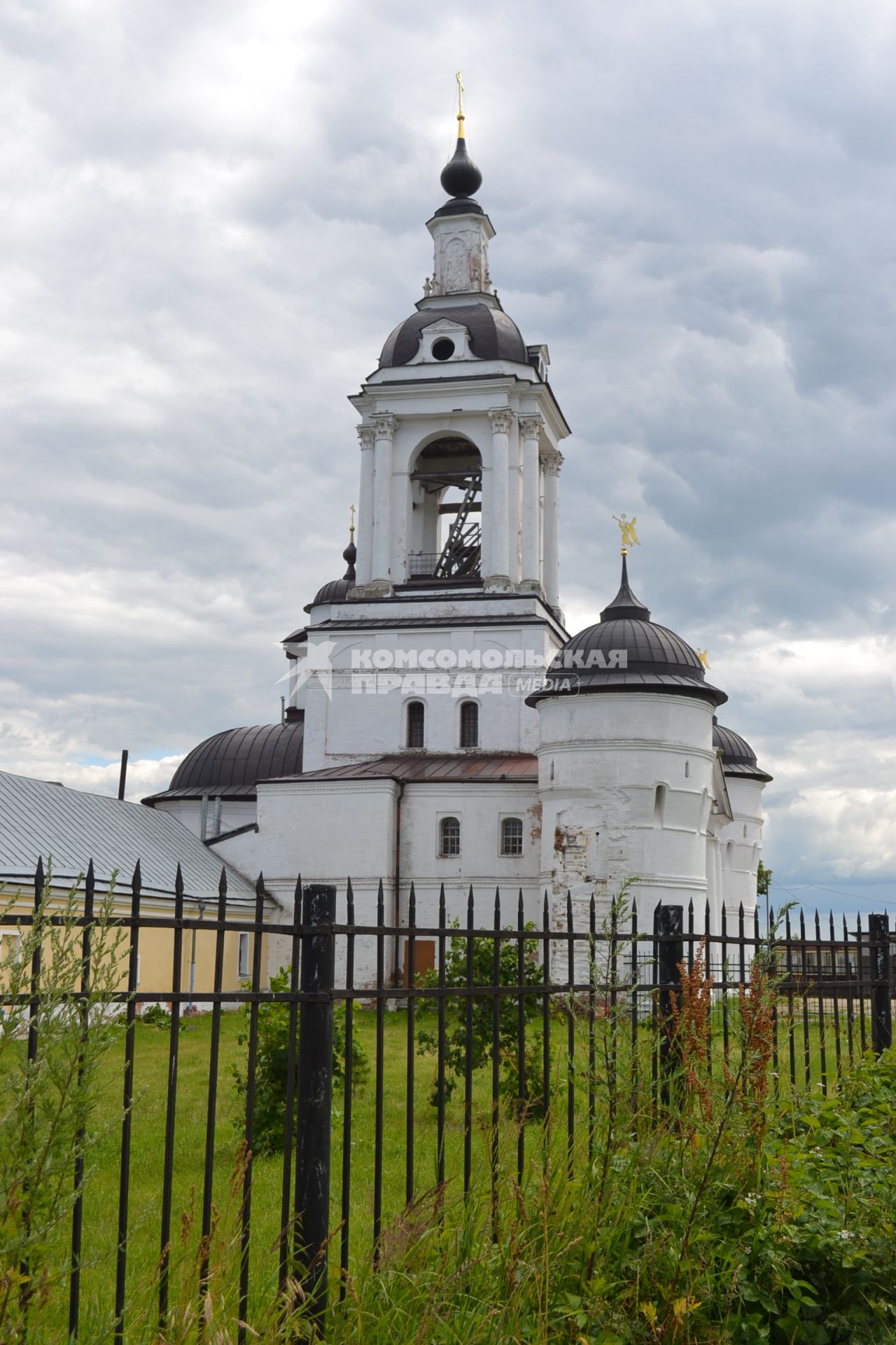 Ростов Великий. Авраамиев Богоявленский монастырь.