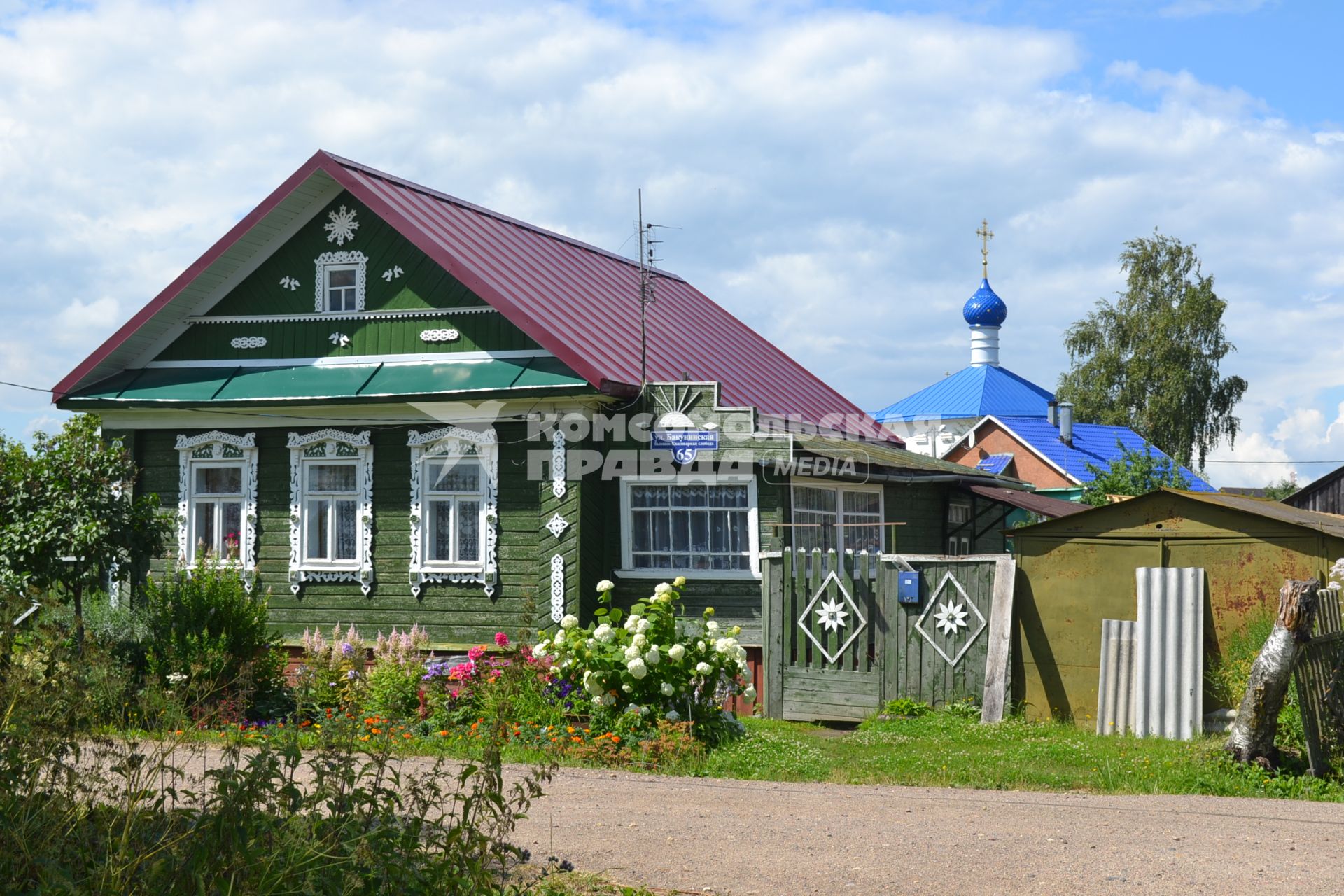 Ростов Великий. Деревянный дом.