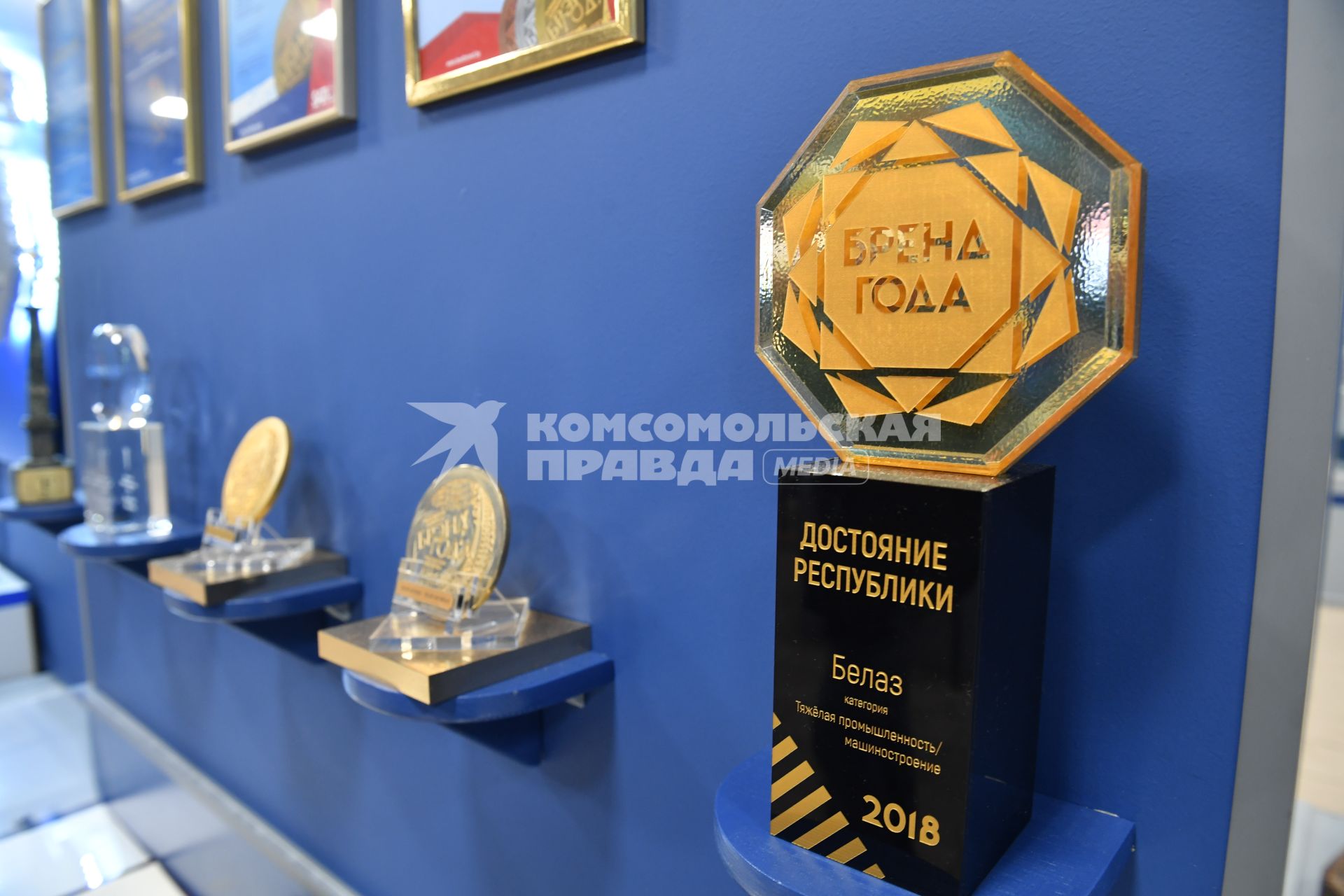 Жодино. Белоруссия.  В музее  Белорусского автомобильного завода (БелАЗ) .