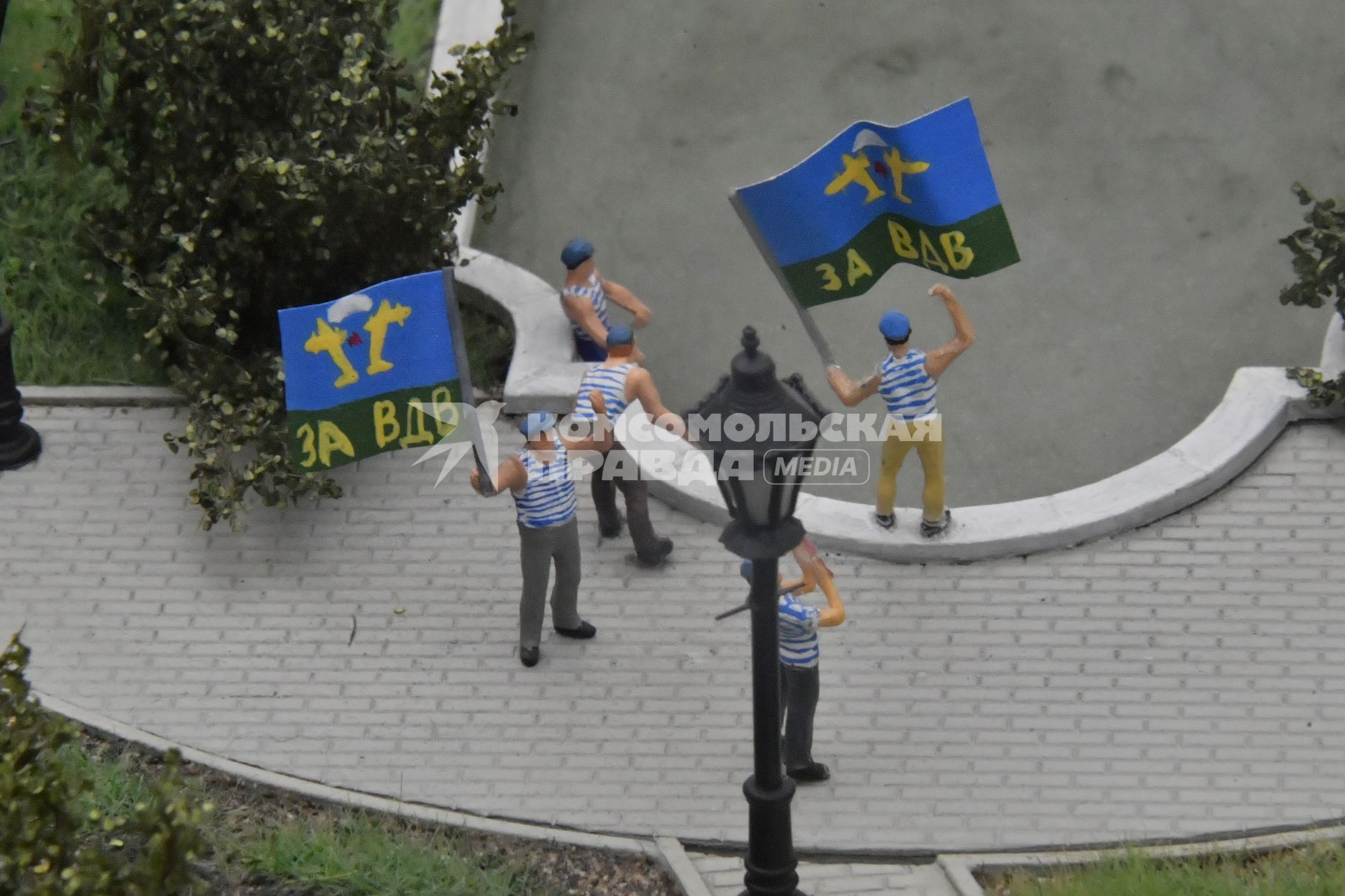 Москва.  Музей-диорама `Царь-макет`, в котором представлены наиболее узнаваемые объекты со всех уголков России в масштабе 1:87.