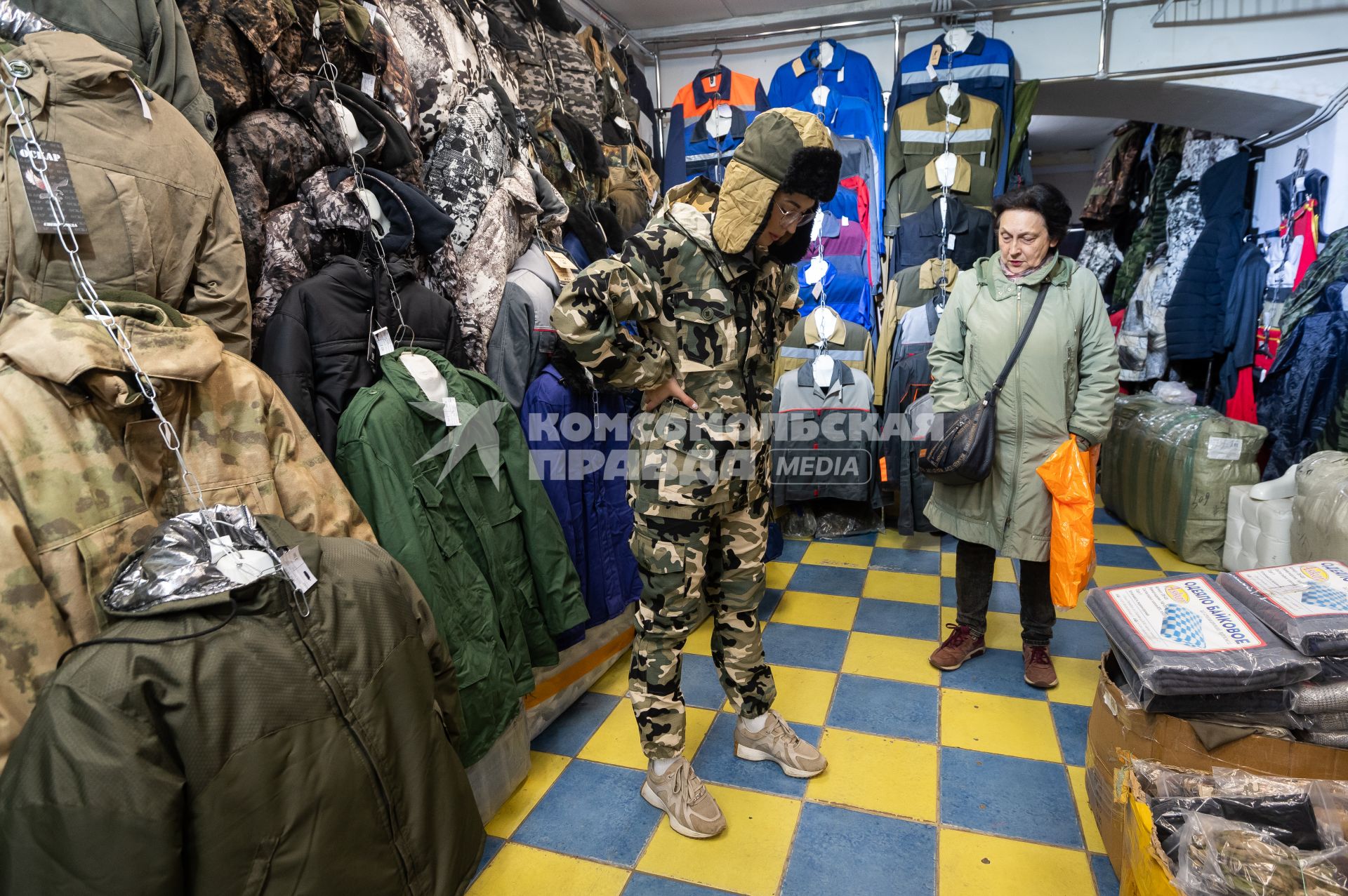 Санкт-Петербург. Магазин военной одежды.