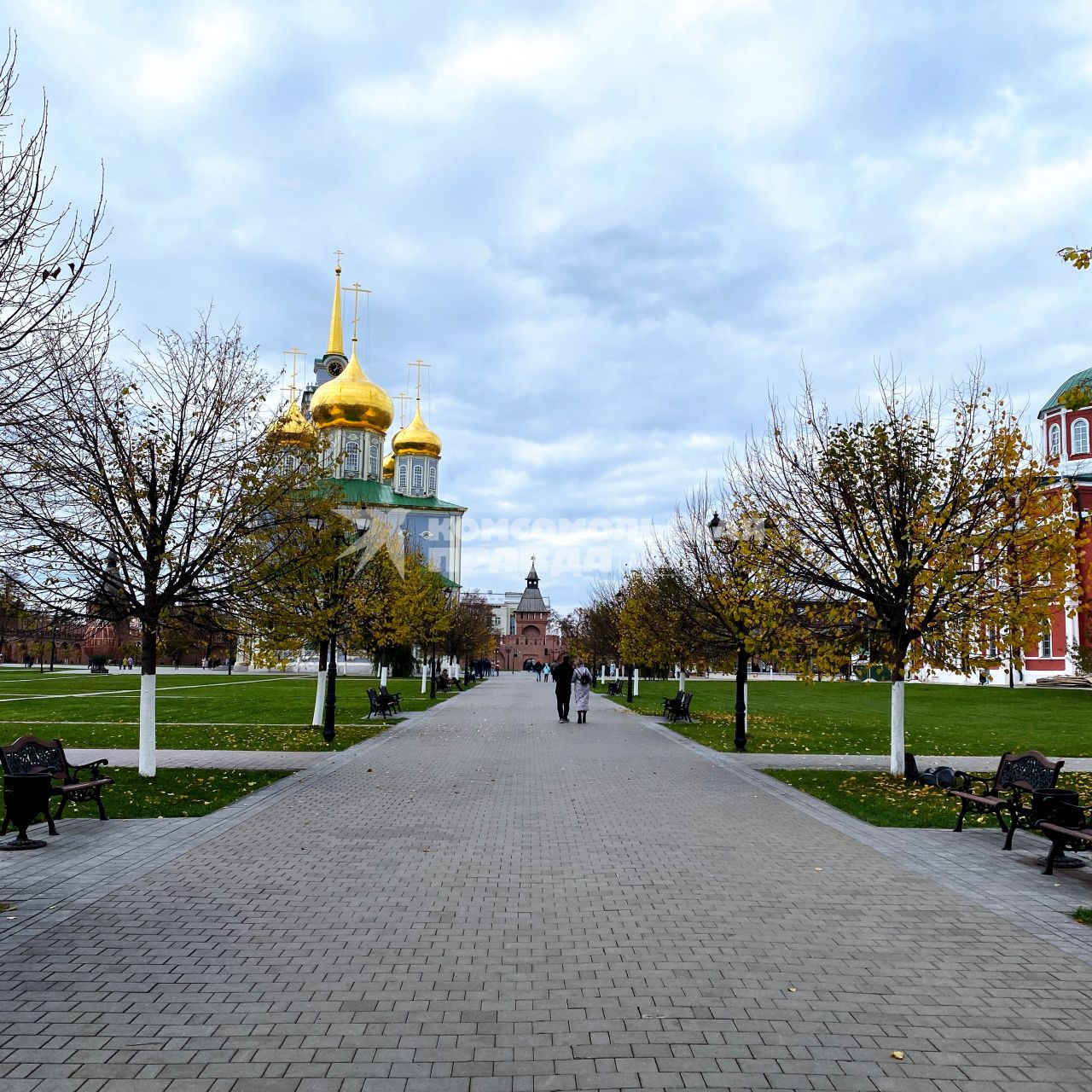 Тула. Успенский собор территории Тульского кремля.