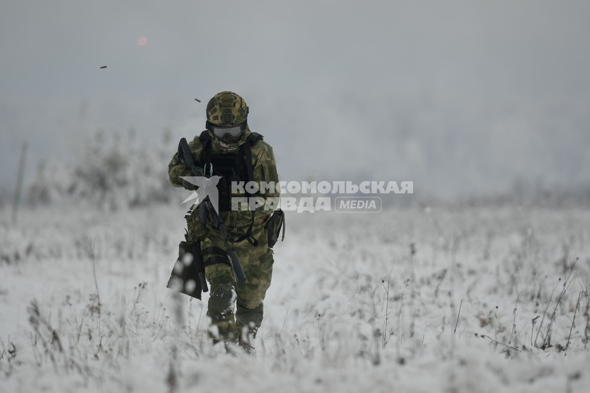 Свердловская область. Еланский военный учебный центр. Тренровка разведывательного подразделения. Граждане призваные из запаса, во время частичной мобилизации, проходят огневую подготовку на стрельбище. Президент РФ Владимир Путин 21 сентября подписал указ о проведении в стране частичной мобилизации