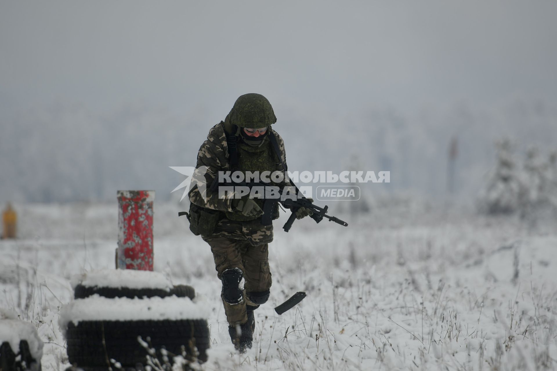 Свердловская область. Еланский военный учебный центр. Тренровка разведывательного подразделения. Граждане призваные из запаса, во время частичной мобилизации, проходят огневую подготовку на стрельбище. Президент РФ Владимир Путин 21 сентября подписал указ о проведении в стране частичной мобилизации