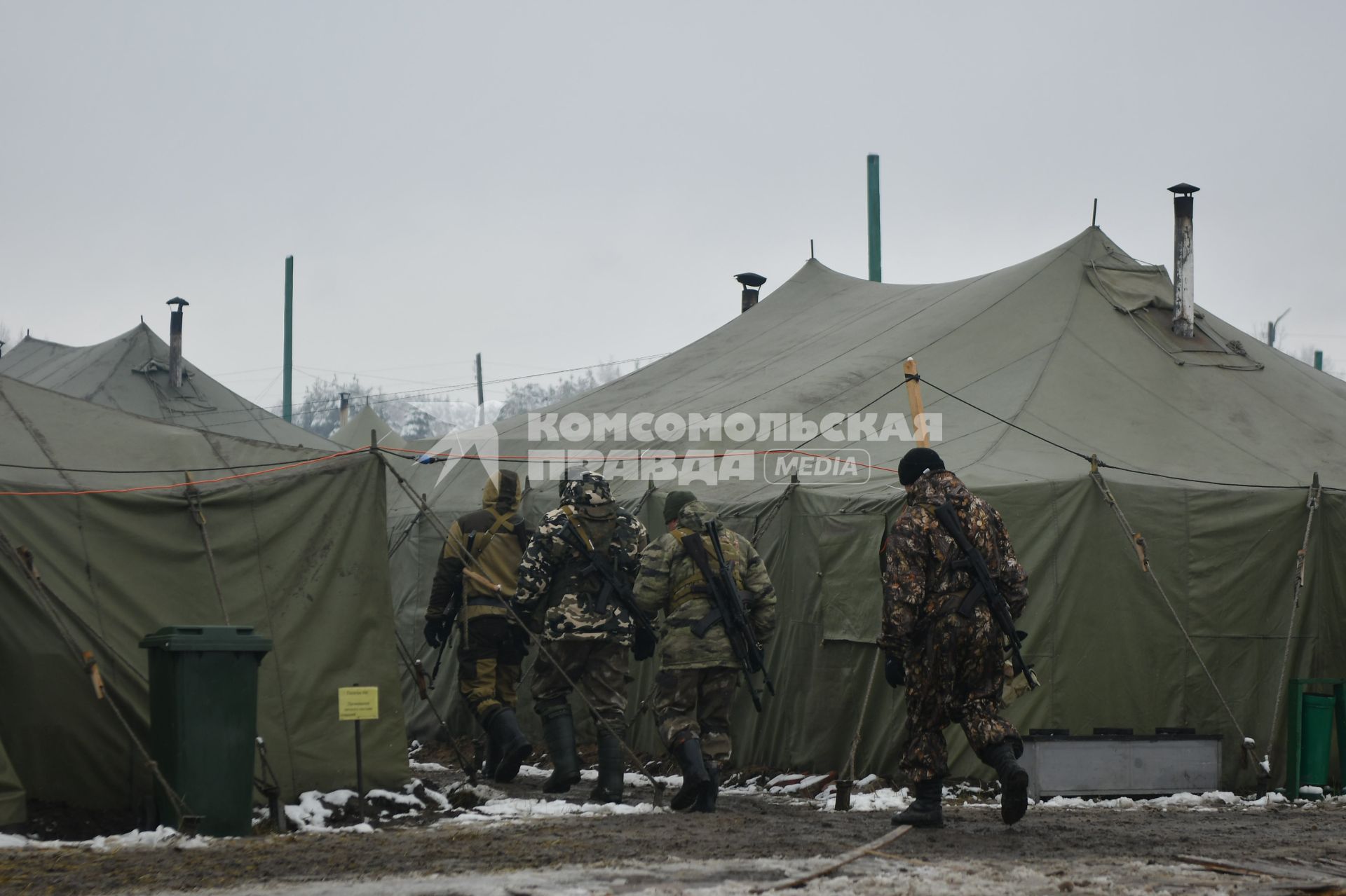 Свердловская область. Еланский военный учебный центр. Палаточный городок для граждан призваных из запаса, во время частичной мобилизаци. Президент РФ Владимир Путин 21 сентября подписал указ о проведении в стране частичной мобилизации