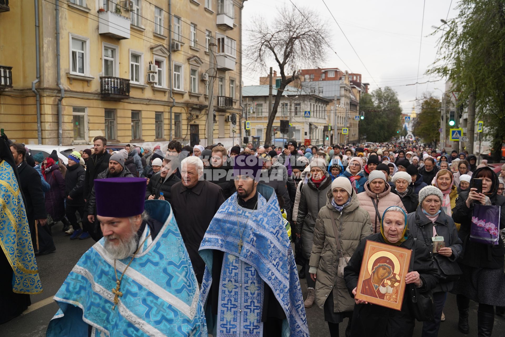 Самара. Крестный ход в честь Казанской иконы Божией Матери и Дня народного единства.