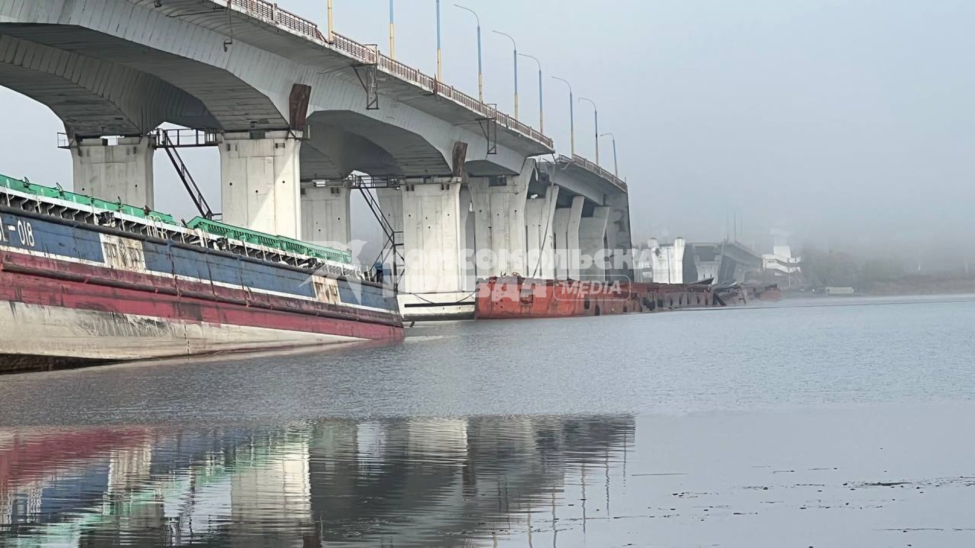 Херсонская область. Антоновский мост, разрушенный в результате обстрелов ВСУ.