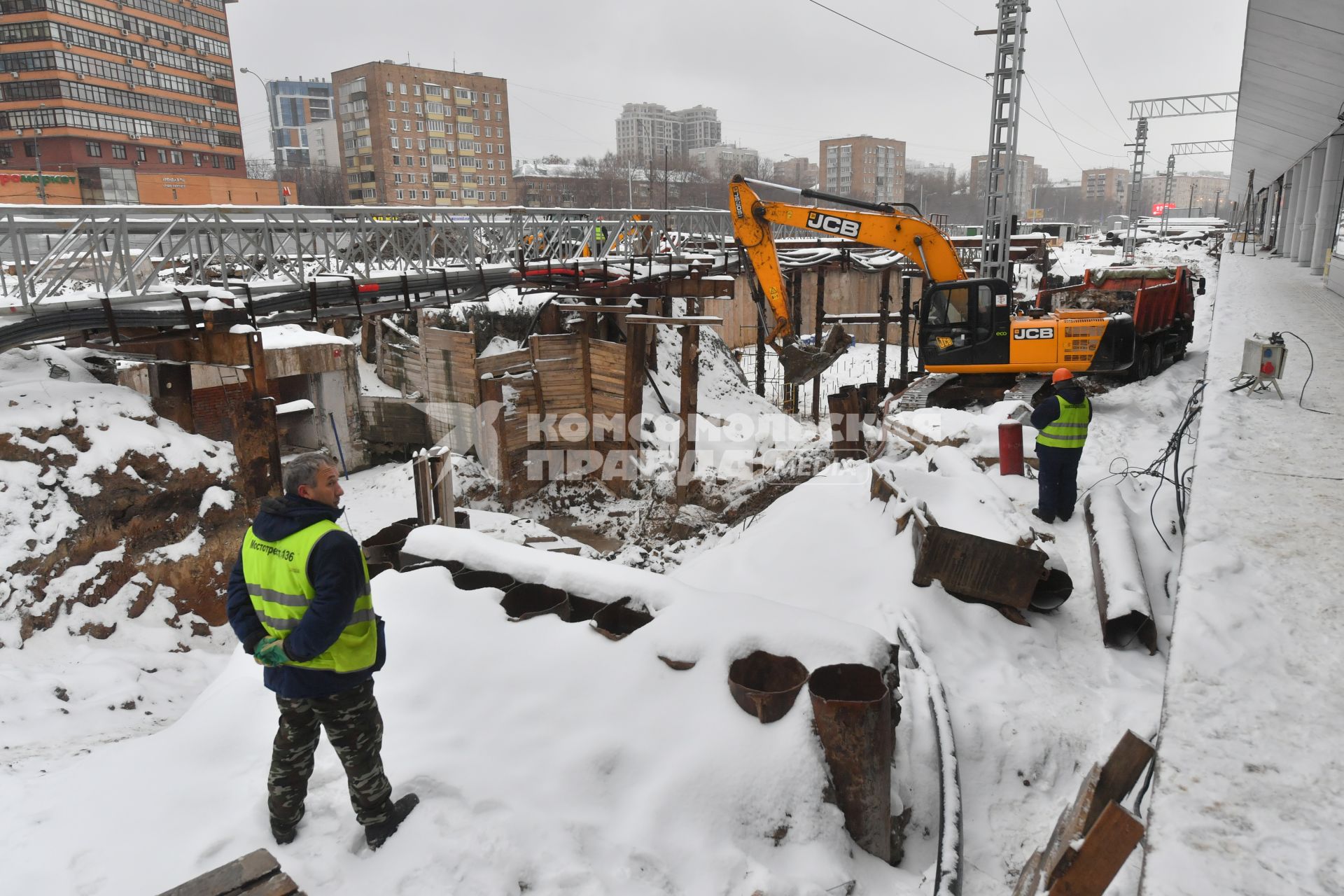 Москва. Работы по строительству станции Тимирязевская первого Московского центрального диаметра (МЦД-1).