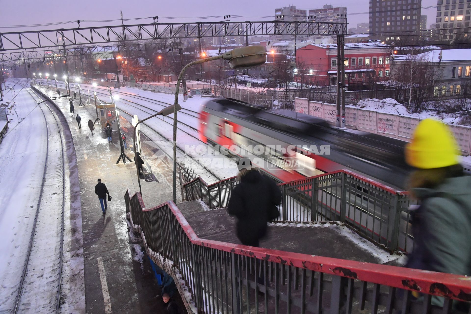 Москва. Станция `Серп и Молот` Горьковского направления МЖД.