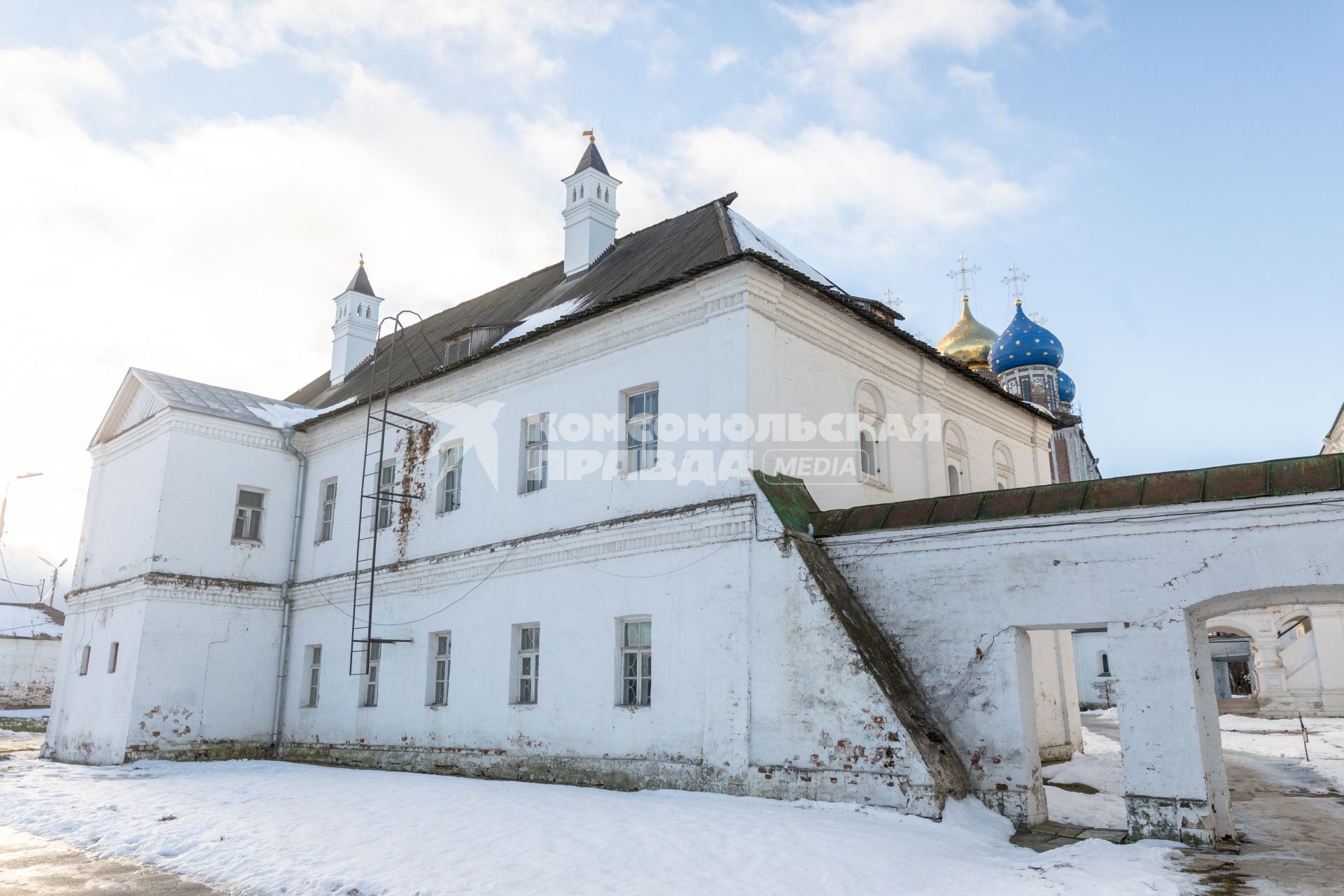 Рязань. Вид на Рязанский кремль.