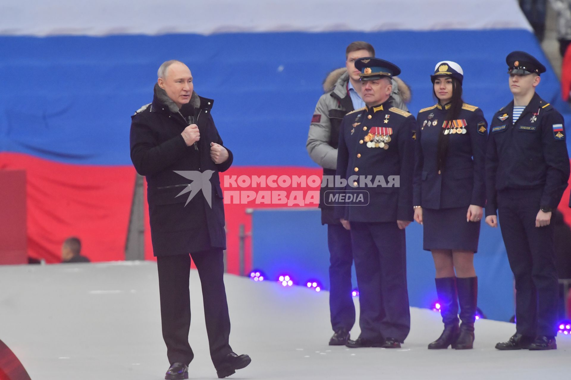 Москва.  Президент РФ Владимир Путин  в Лужниках во время выступления на митинге-концерте `Слава защитникам Отечества`, посвященном участникам специальной военной операции и празднованию Дня защитника Отечества.