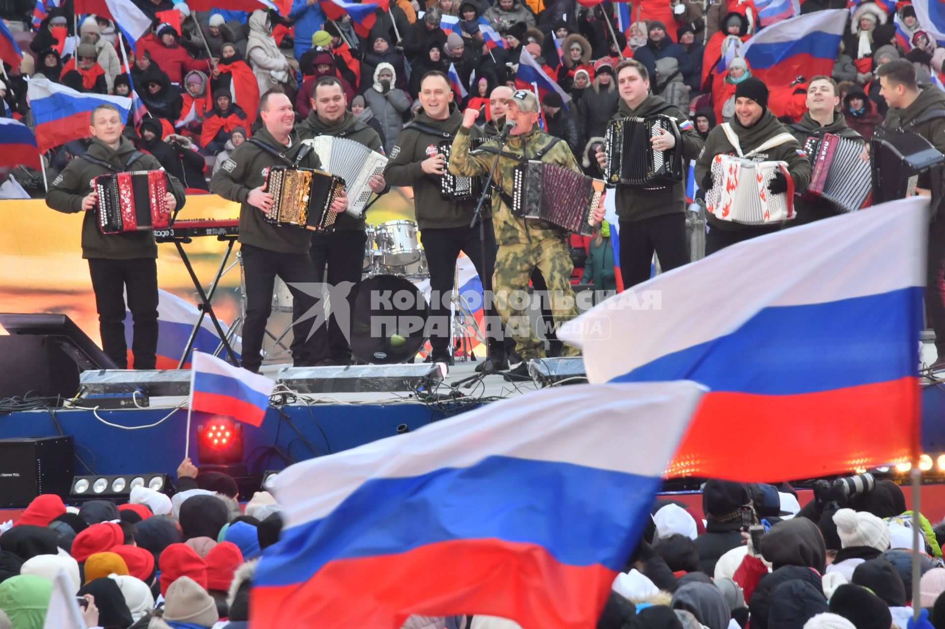 Москва.  Бард Александр Ванюшкин во время митинг-концерта`Слава защитникам Отечества` в Лужниках, посвященного участникам спецоперации и празднованию Дня защитника Отечества.