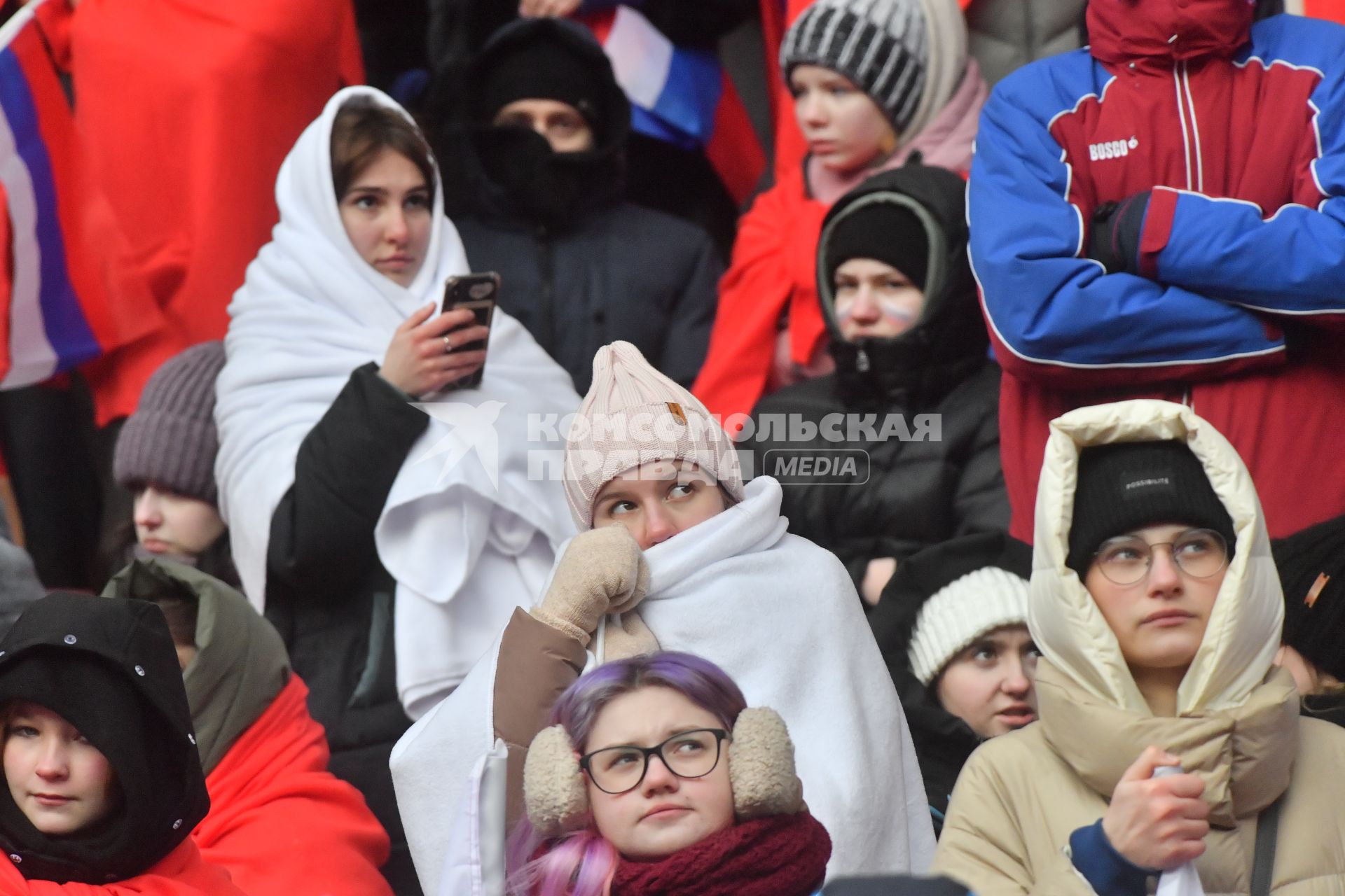 Москва.   Зрители на митинге-концерте `Слава защитникам Отечества` в Лужниках, посвященном участникам специальной военной операции и празднованию Дня защитника Отечества.