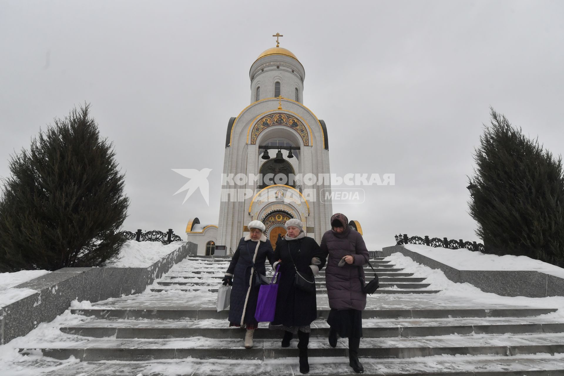 Москва.  Храм Георгия Победоносца на Поклонной Горе.