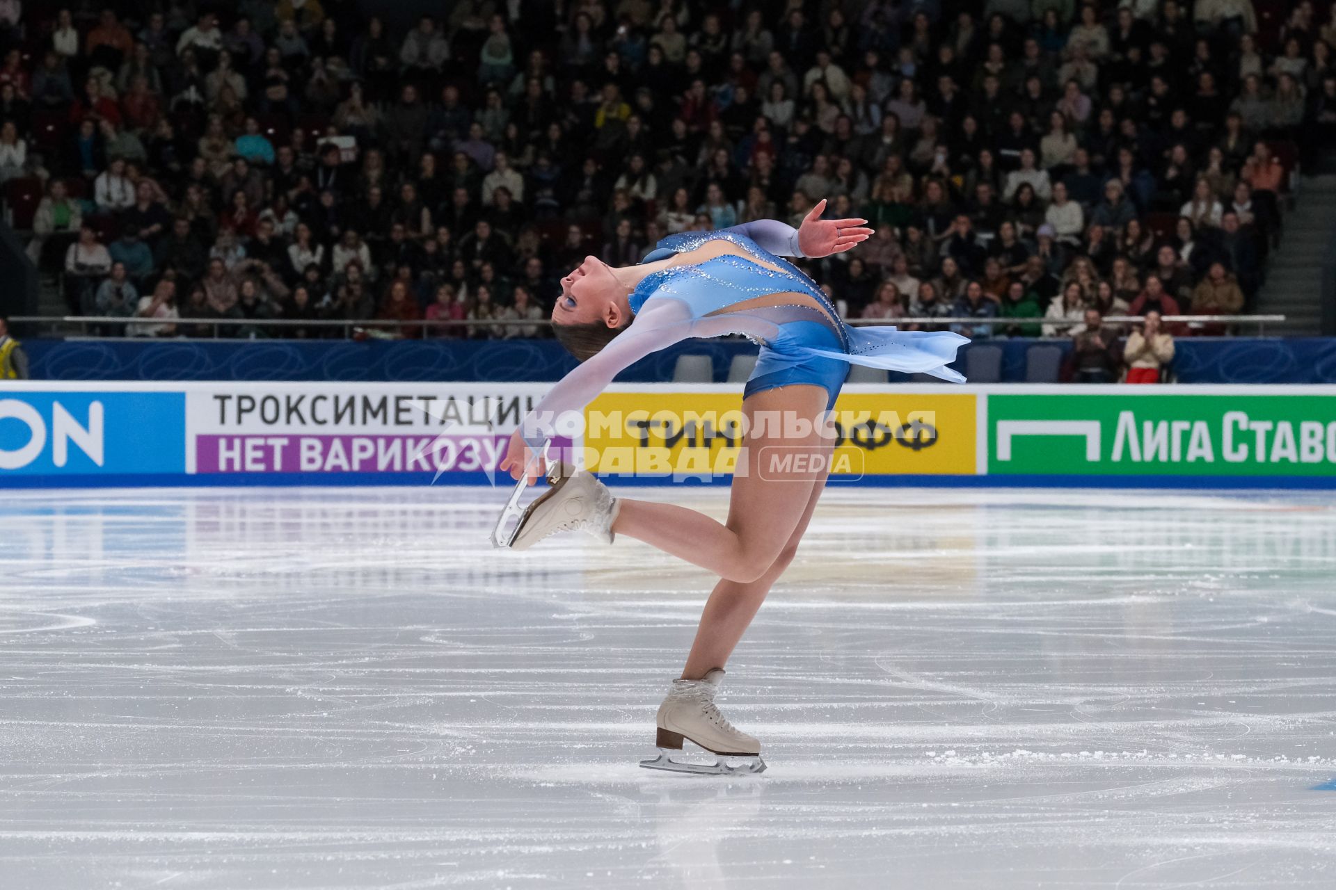 Санкт-Петербург. Фигуристка Софья Самоделкина выступает с короткой программой в женском одиночном катании в финале Кубка России `Гран-при России` по фигурному катанию.